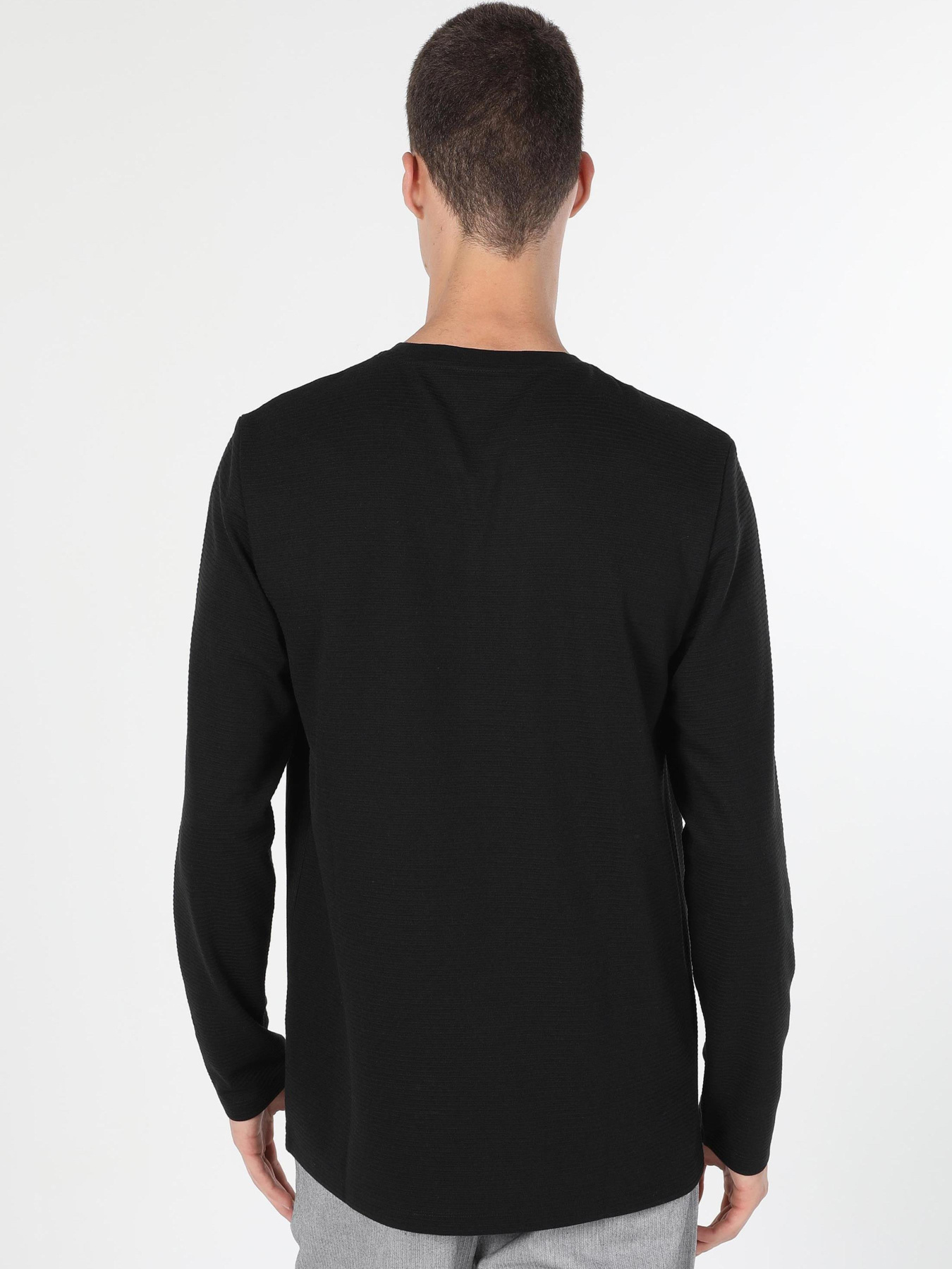 Худи и свитшоты Colin’s модель CL1060211_Q1.V1_BLK Фото