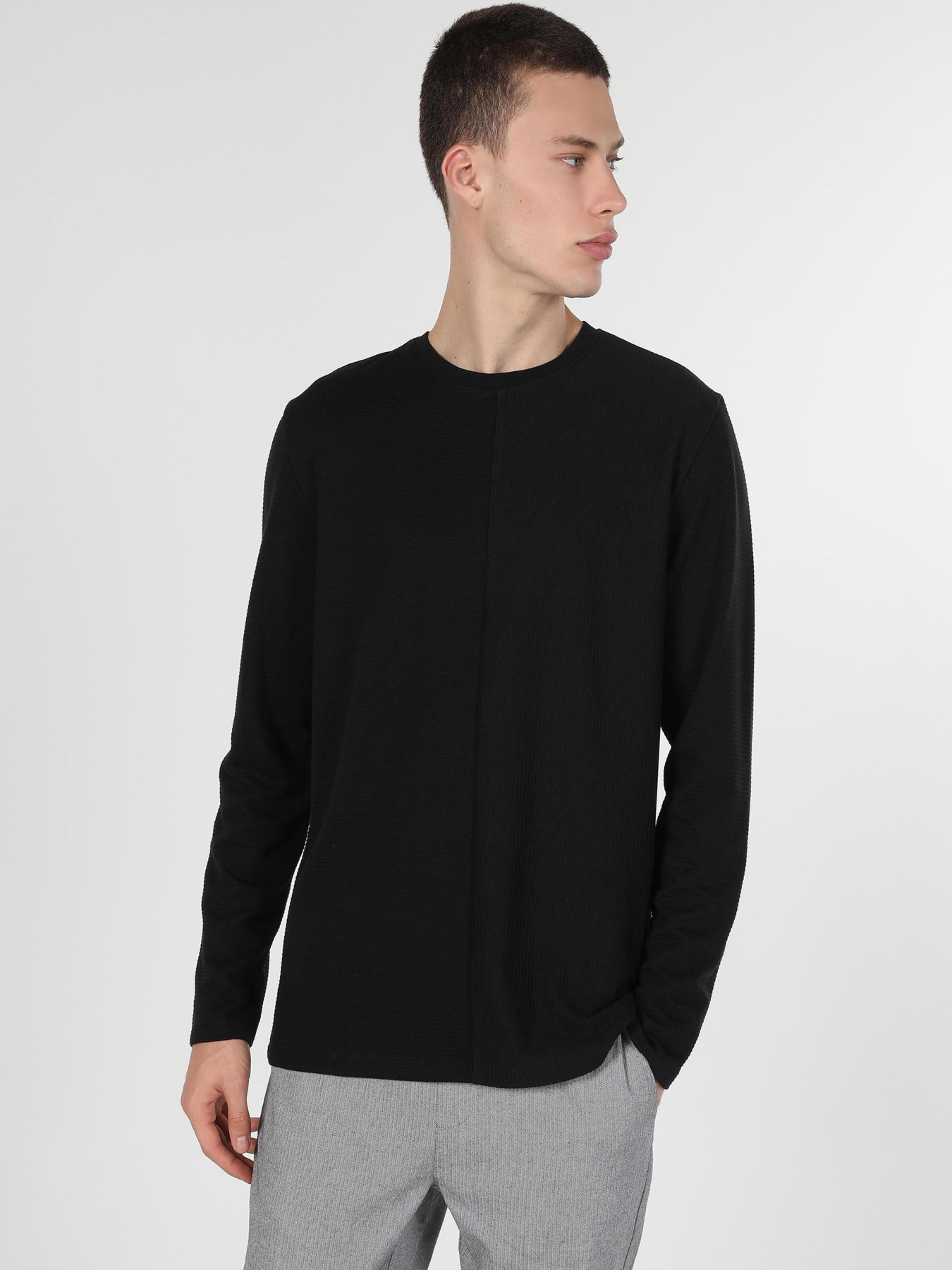 Худи и свитшоты Colin’s модель CL1060211_Q1.V1_BLK Фото