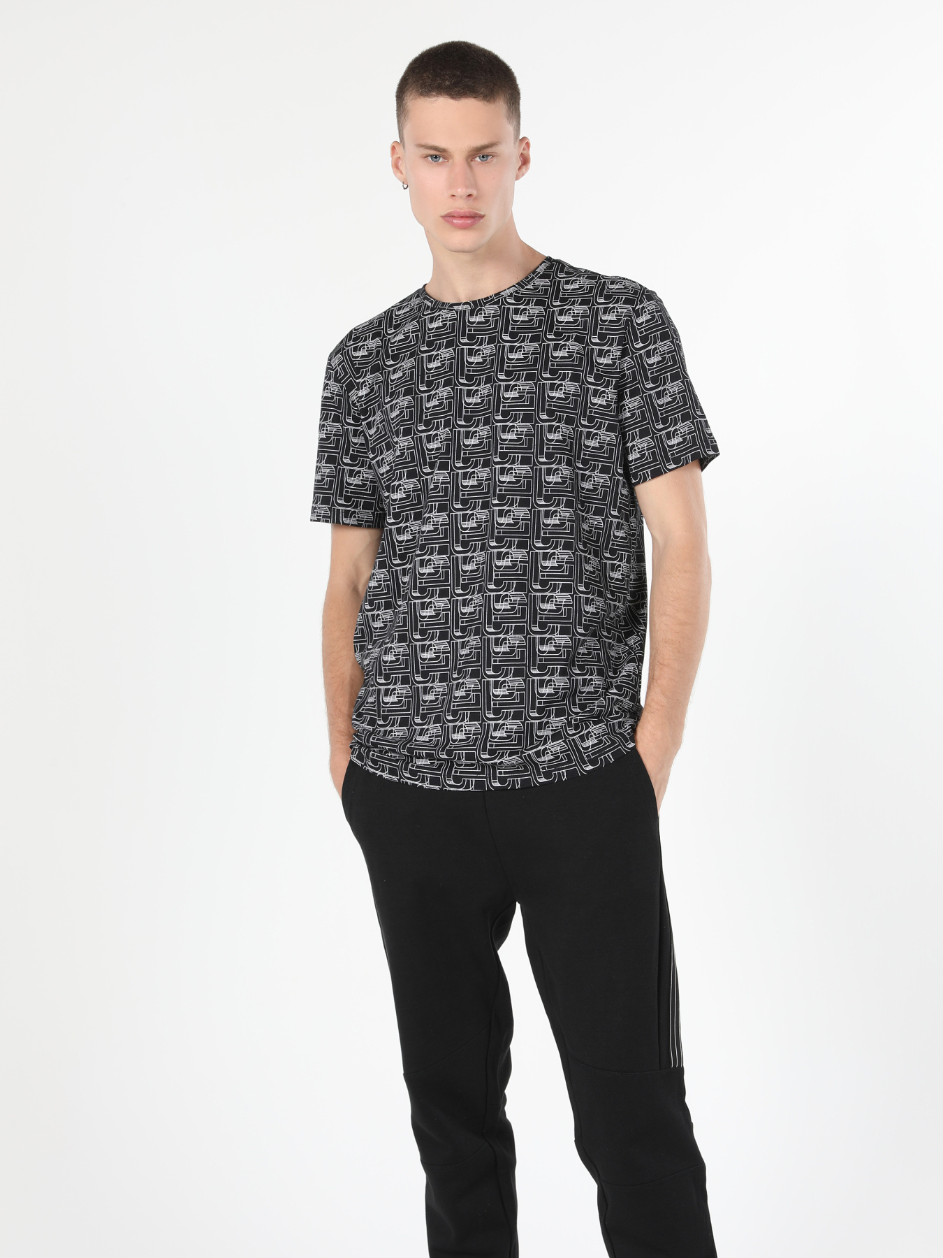 Футболки и поло Colin’s модель CL1059972_Q1.V1_BLK Фото