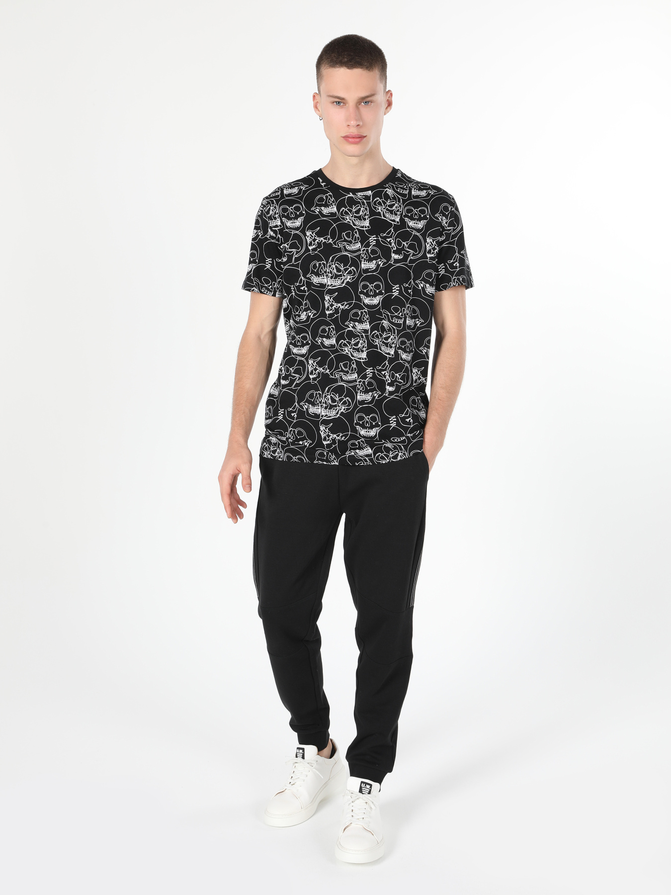 Футболки и поло Colin’s модель CL1059608_Q1.V1_BLK Фото