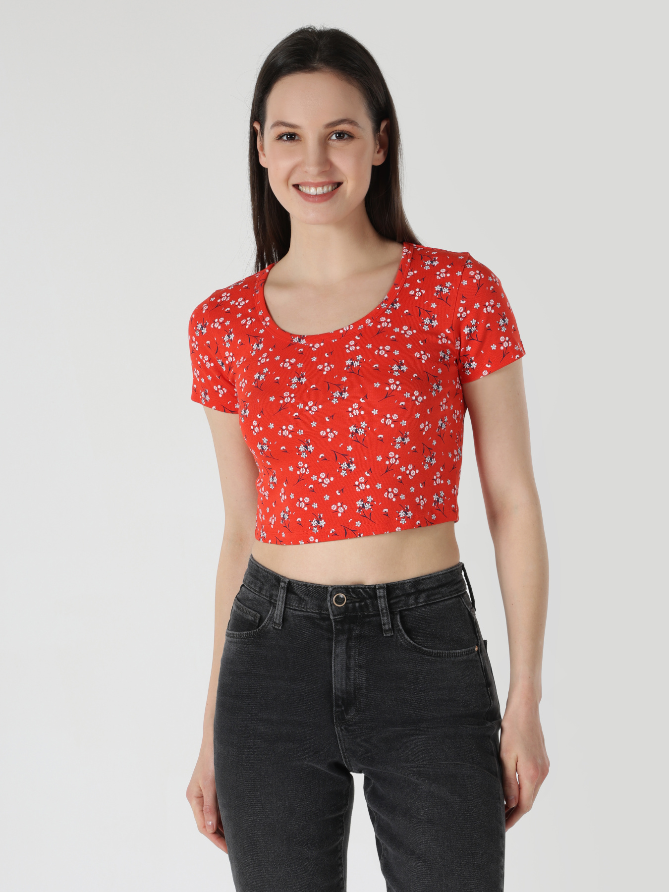 Футболки и поло Colin’s модель CL1063447_Q1.V1_CRL Фото