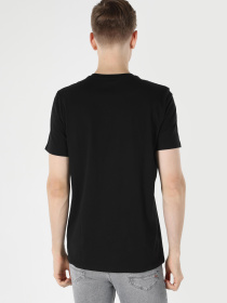 Футболки и поло Colin’s модель CL1062807_Q1.V1_BLK Фото