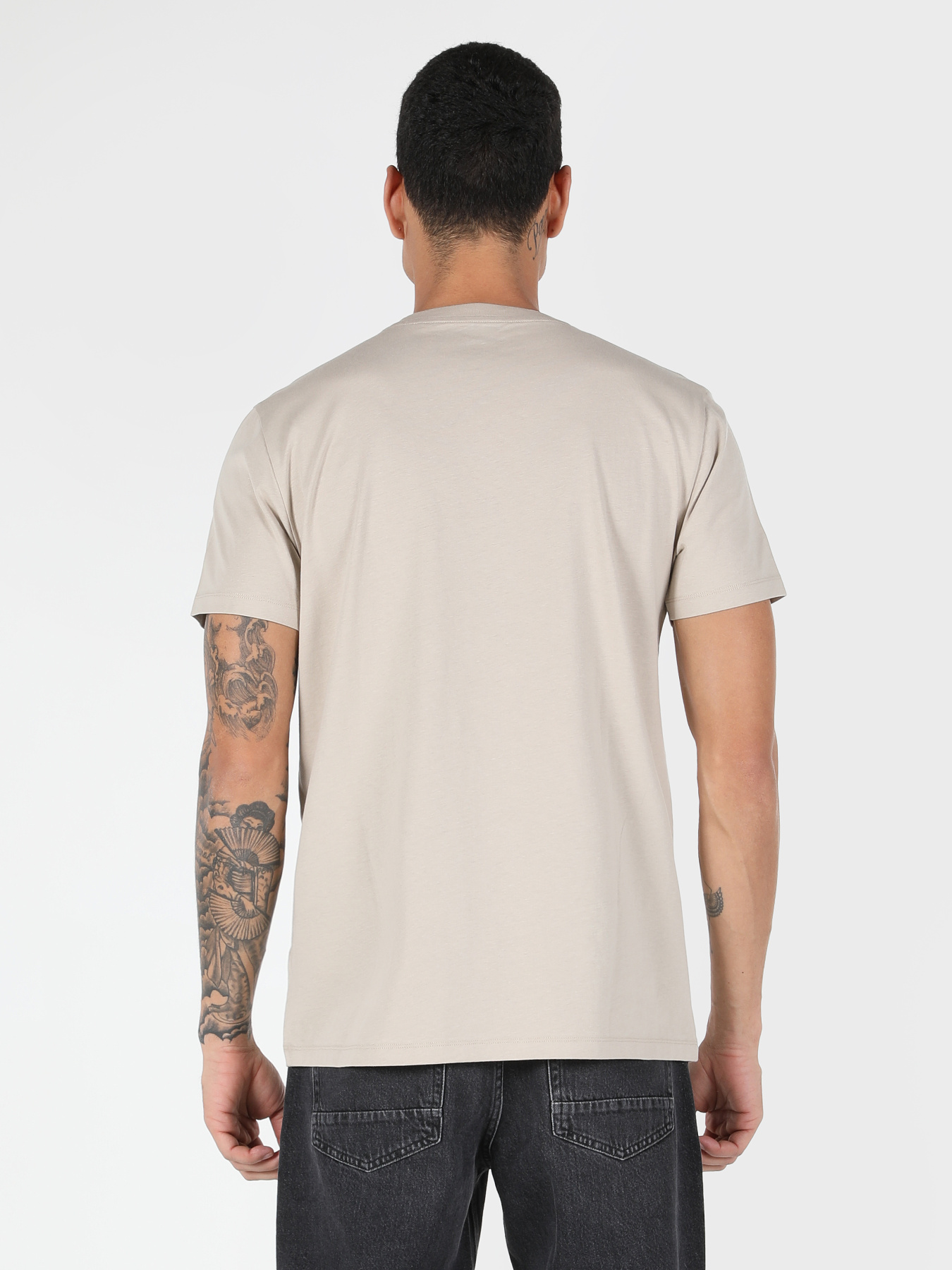 Футболки и поло Colin’s модель CL1062496_Q1.V1_BEI Фото