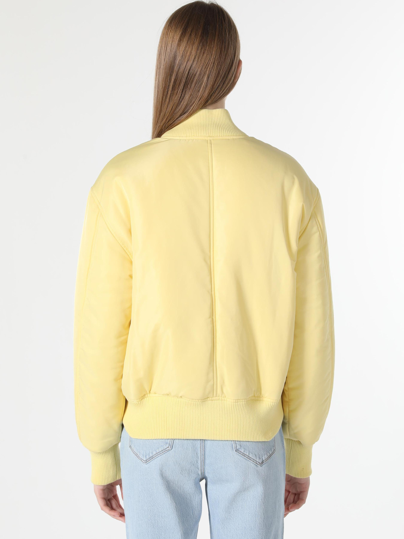 Куртки и дубленки Colin’s модель CL1062206_Q1.V1_YLW Фото