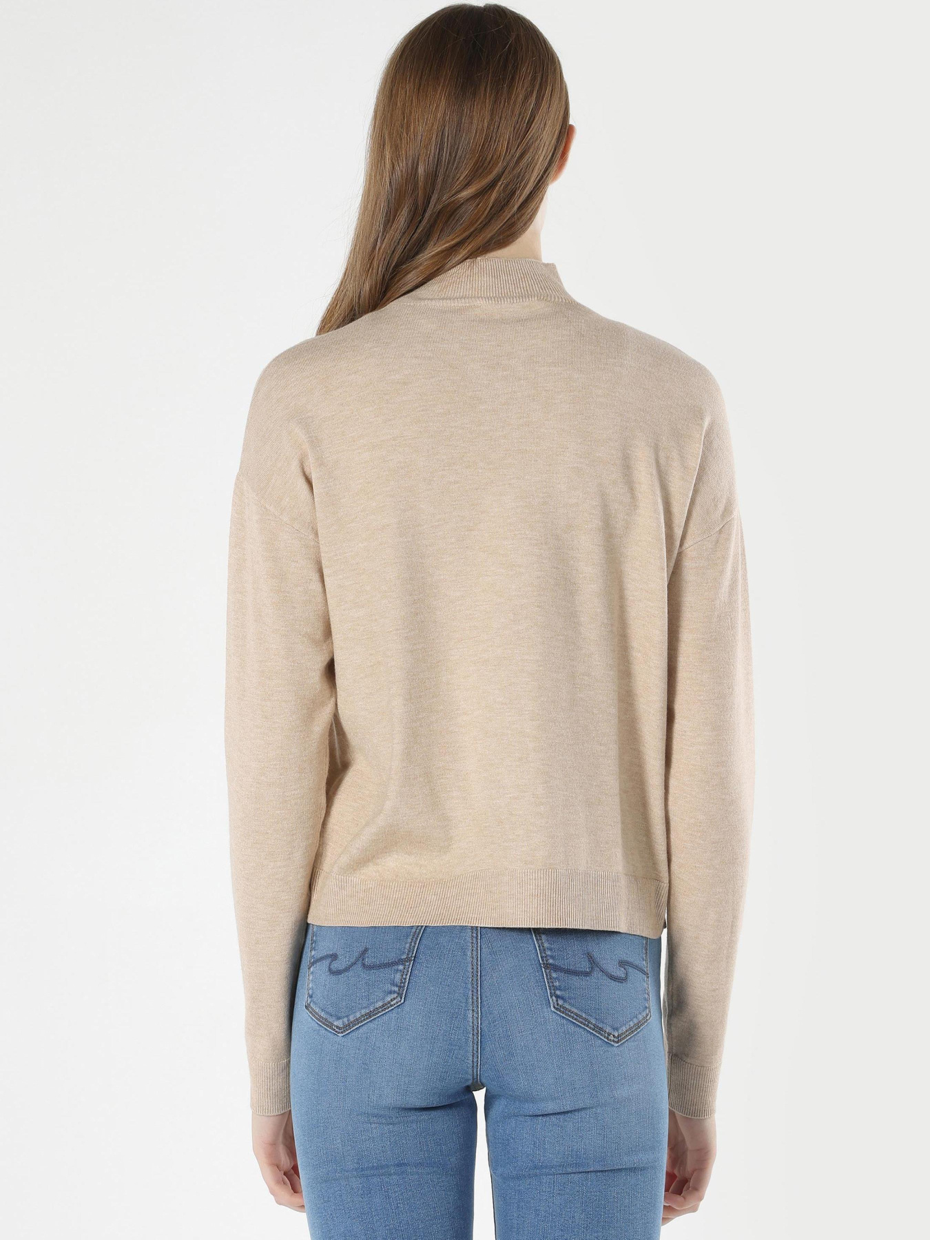 Кофты и свитера Colin’s модель CL1062219_Q1.V1_BEI Фото