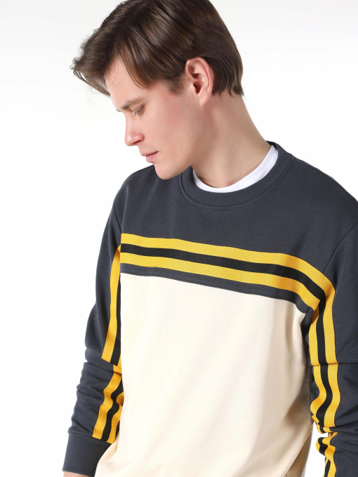 Кофты и свитера Colin’s модель CL1061641_Q1.V1_BEI Фото