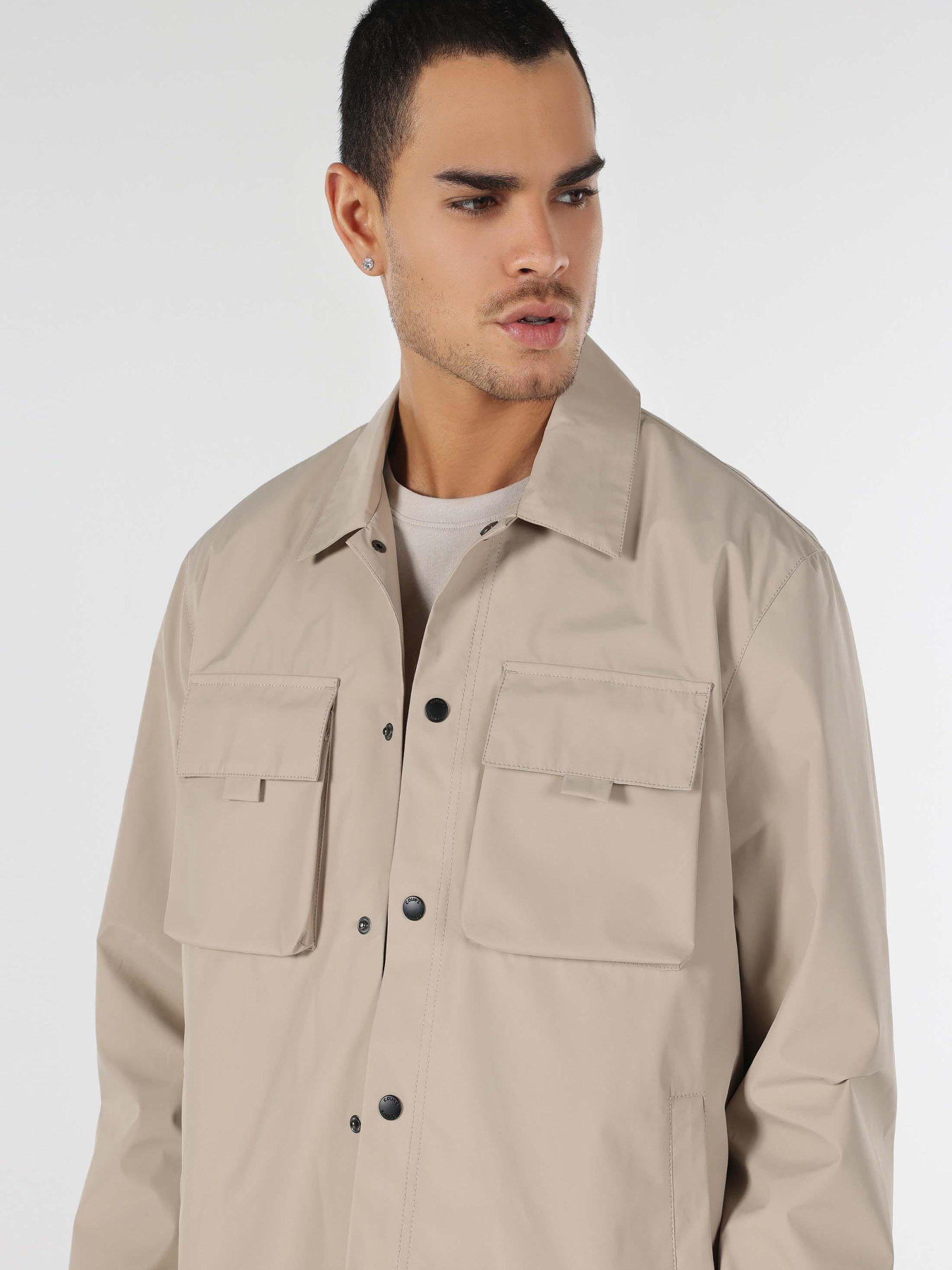 Куртки Colin’s модель CL1062446_Q1.V1_BEI Фото