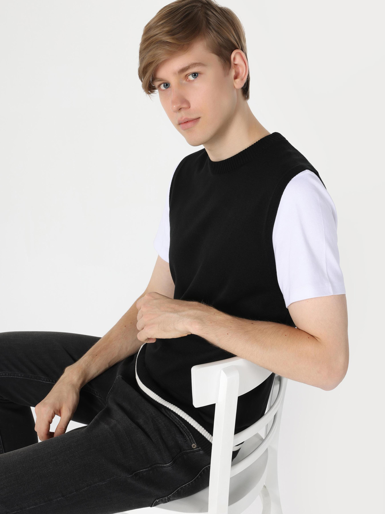 Худі та світшоти Colin’s модель CL1064522_Q1.V1_BLK Фото