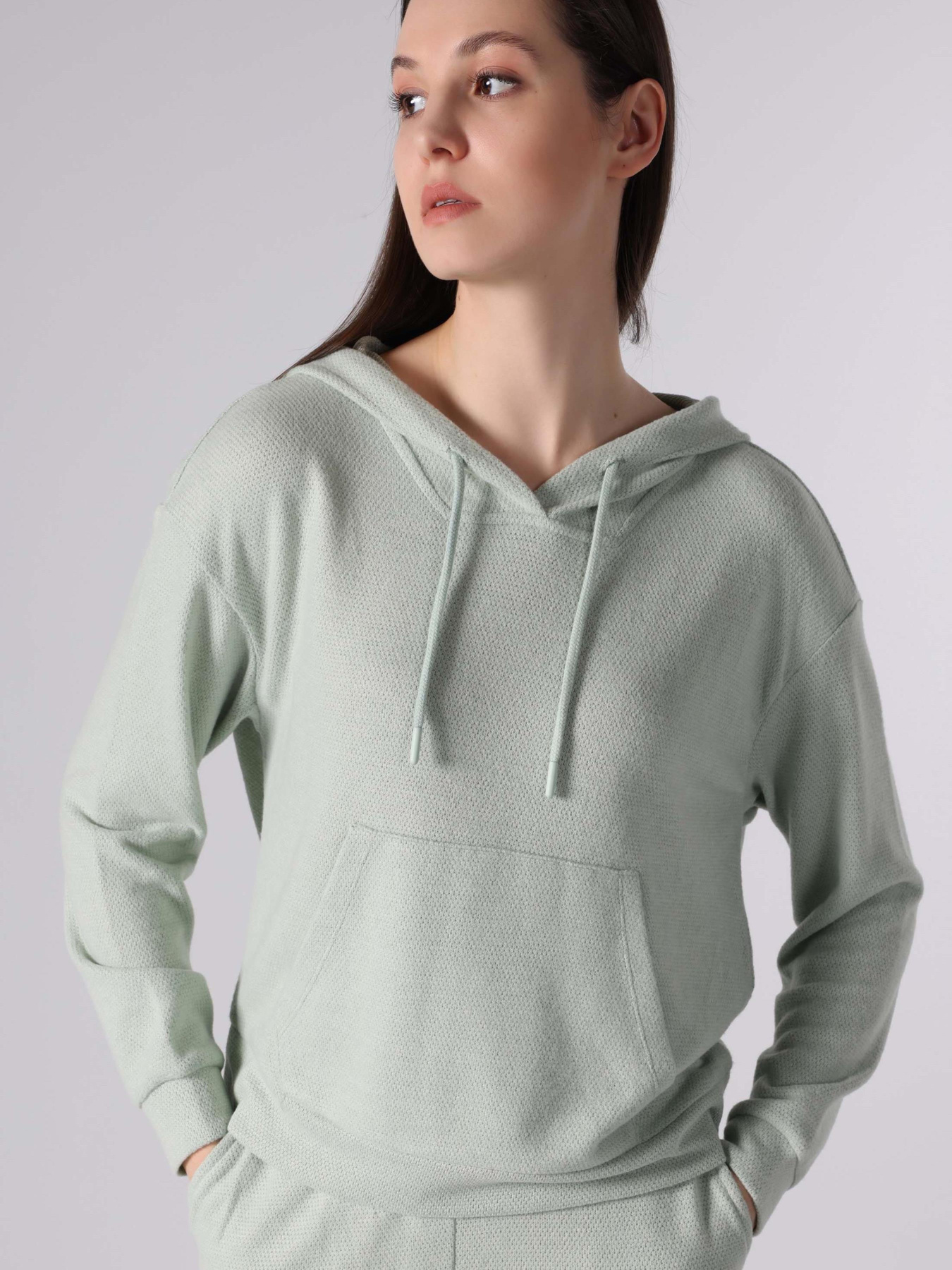 Худи и свитшоты Colin’s модель CL1062037_Q1.V1_DMG Фото