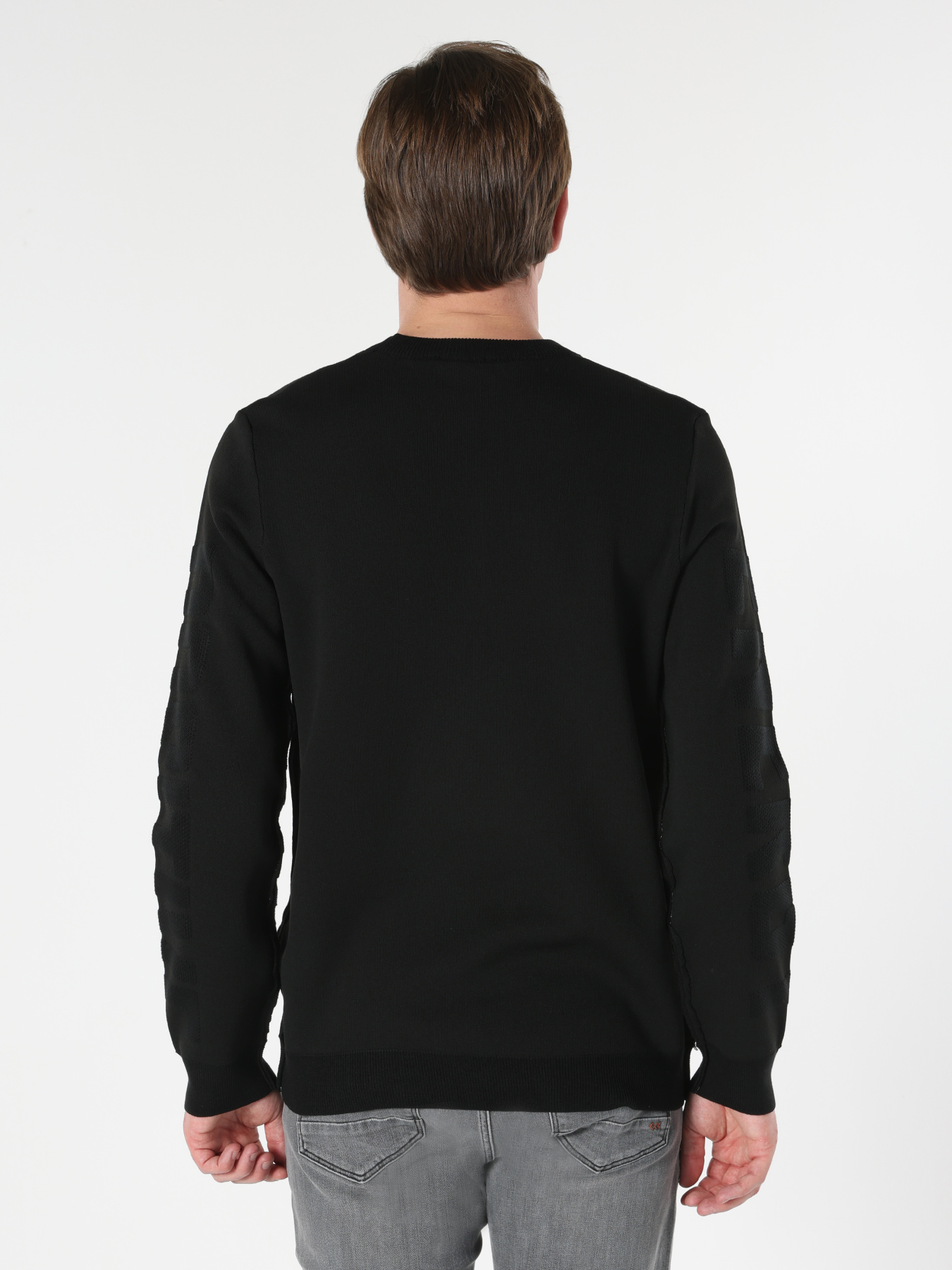 Худи и свитшоты Colin’s модель CL1062328_Q1.V1_BLK Фото