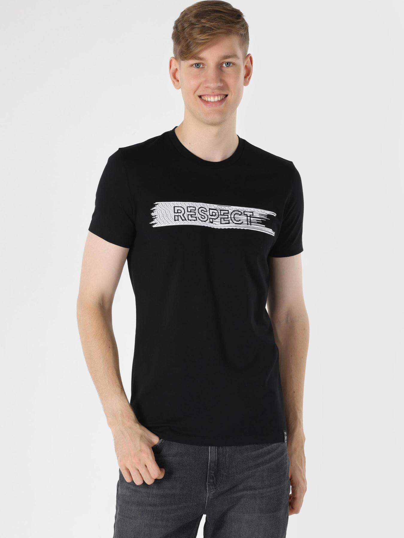 Футболки и поло Colin’s модель CL1063396_Q1.V1_BLK Фото