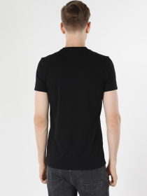 Футболки и поло Colin’s модель CL1063396_Q1.V1_BLK Фото