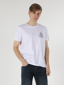 Футболки и поло Colin’s модель CL1062679_Q1.V1_WHT Футболки и поло Colin’s модель CL1062679_Q1.V1_WHT Фото