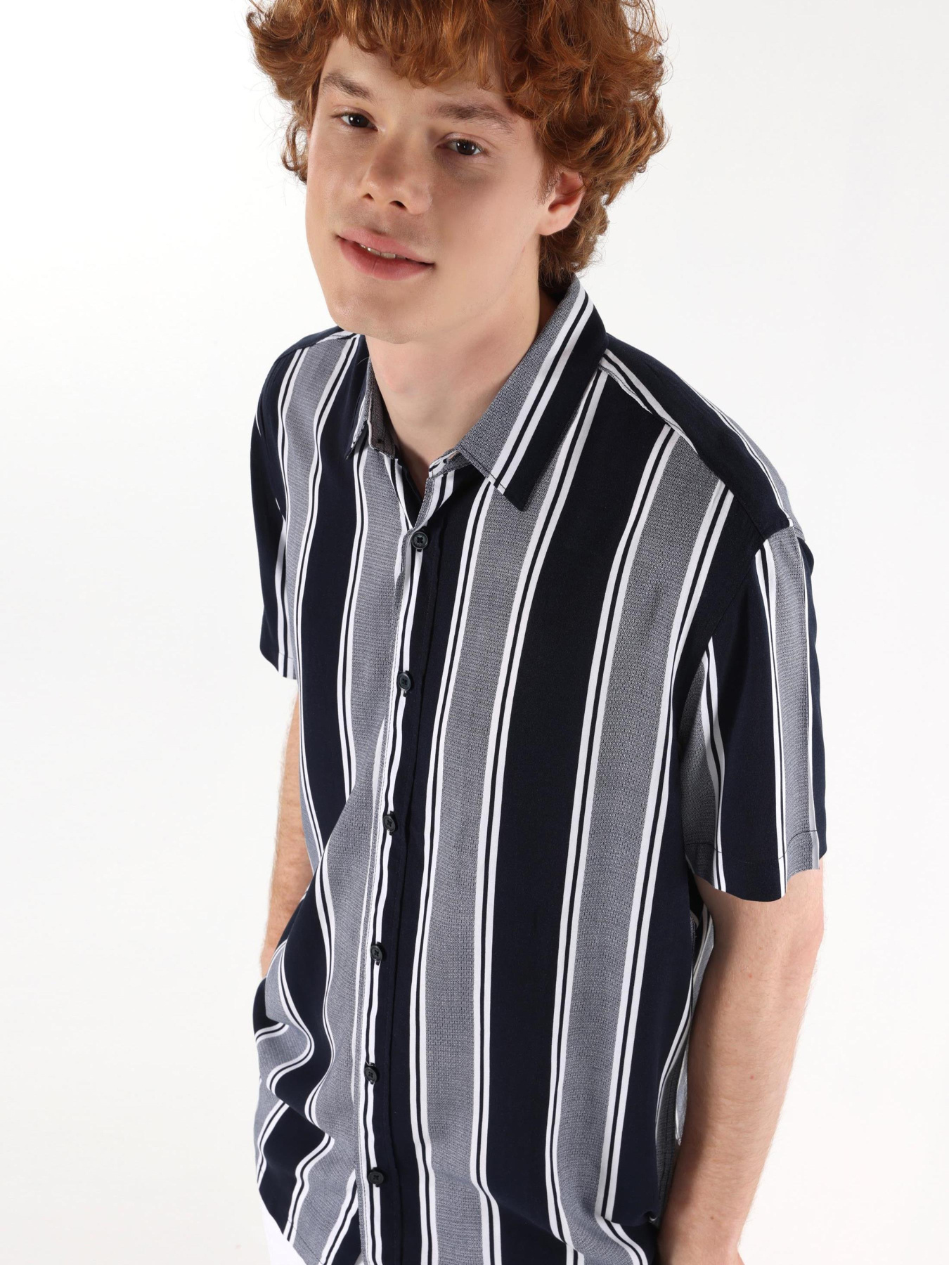 Рубашки Colin’s модель CL1058028_Q1.V1_DNV Фото