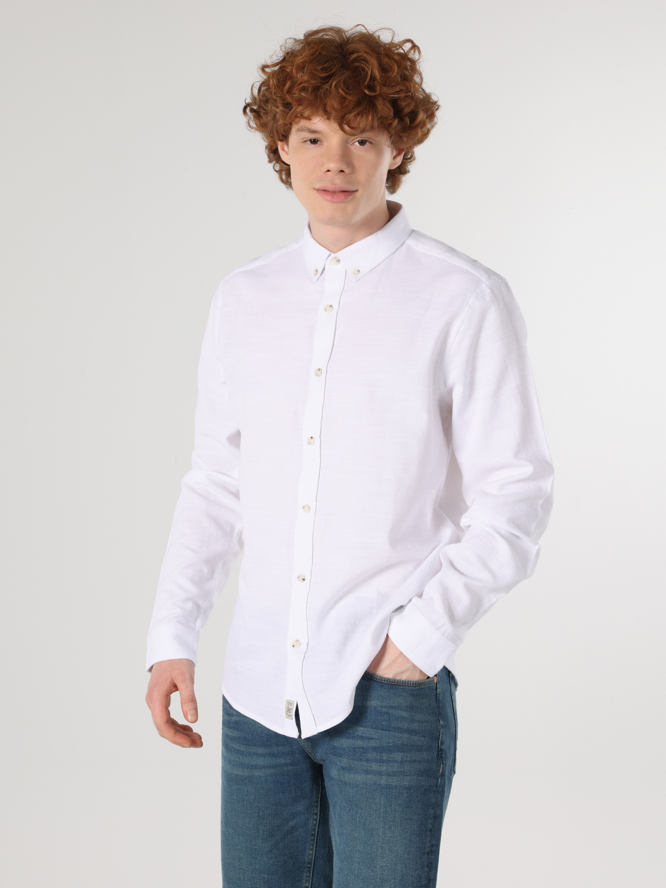 Сорочки Colin’s модель CL1064198_Q1.V1_WHT Сорочки Colin’s модель CL1064198_Q1.V1_WHT Фото