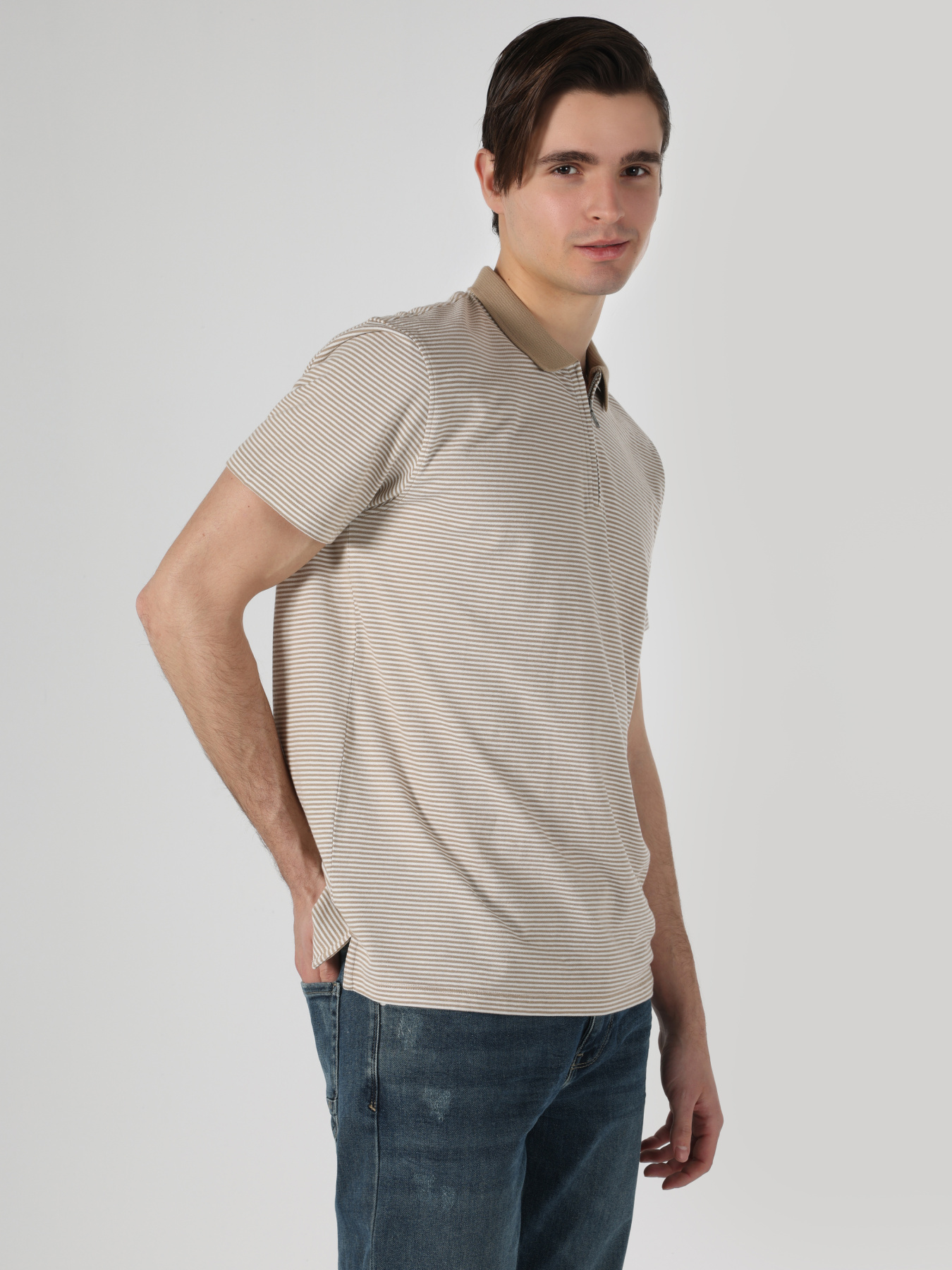 Футболки и поло Colin’s модель CL1062785_Q1.V1_BEI Фото