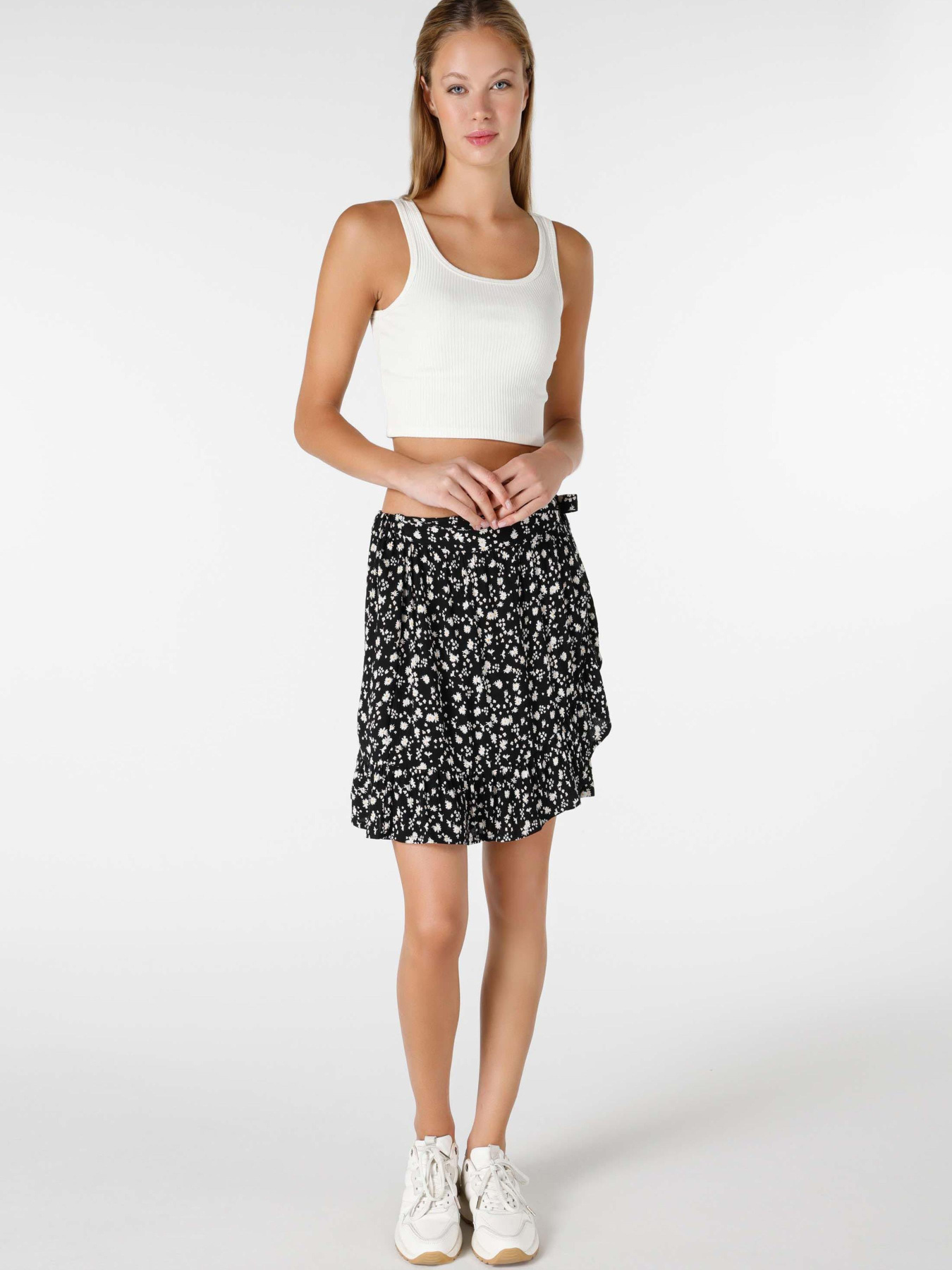 Юбки Colin’s модель CL1064078_Q1.V1_BLK Фото