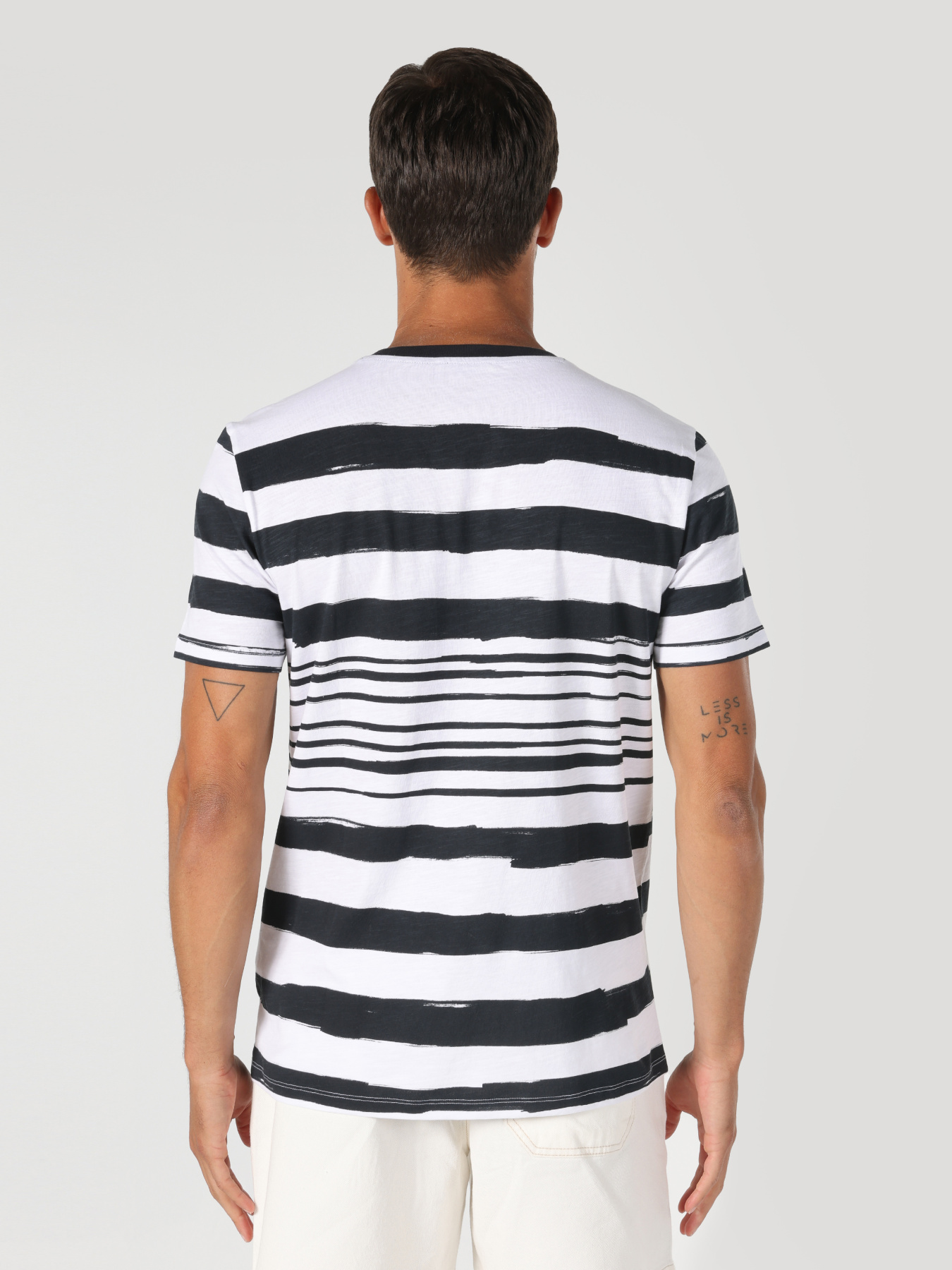 Футболки и поло Colin’s модель CL1063685_Q1.V1_WHT Фото