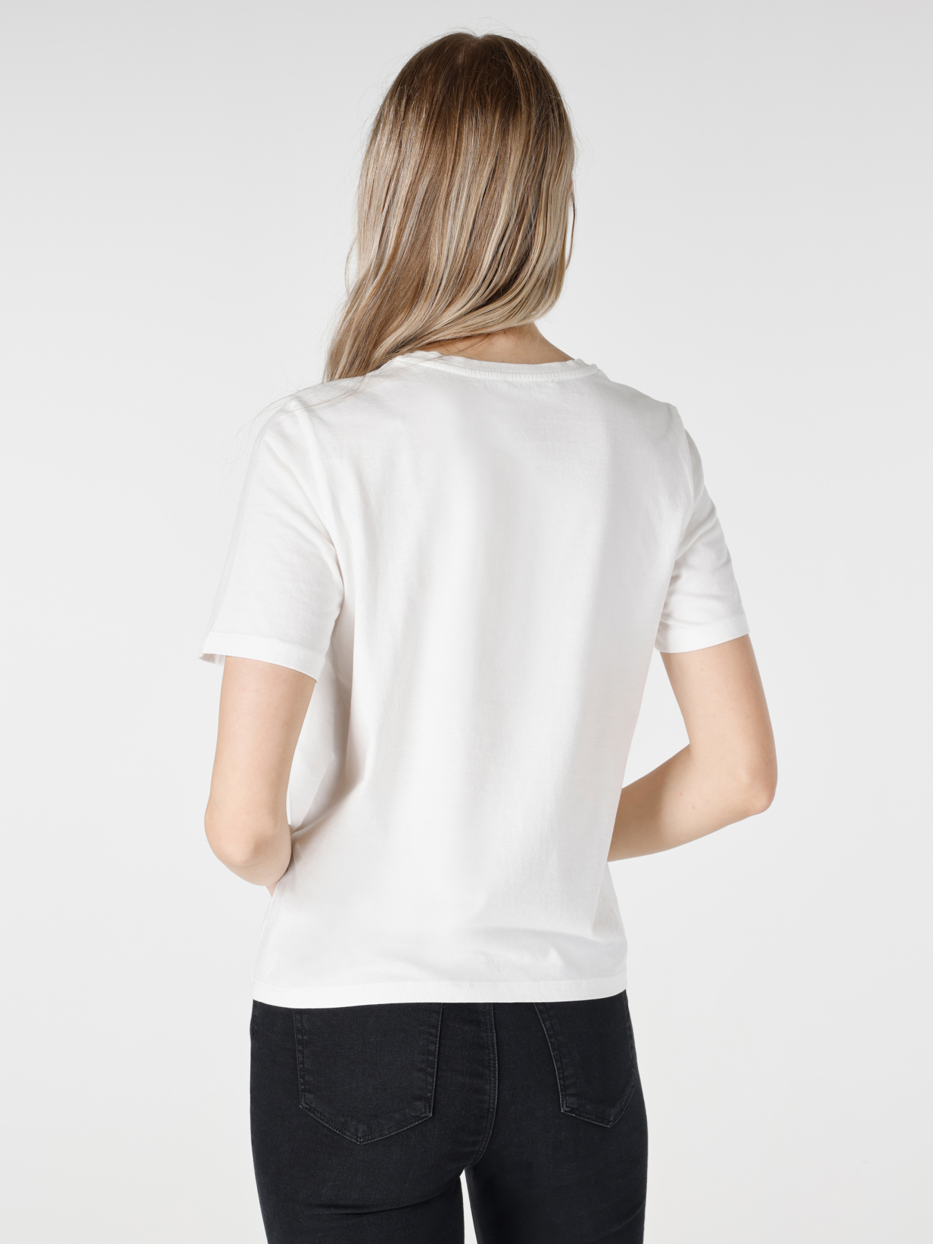 Футболки и поло Colin’s модель CL1065167_Q1.V1_WHT Фото