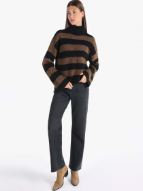 Худи и свитшоты Colin’s модель CL1066016_Q1.V1_BRW Фото