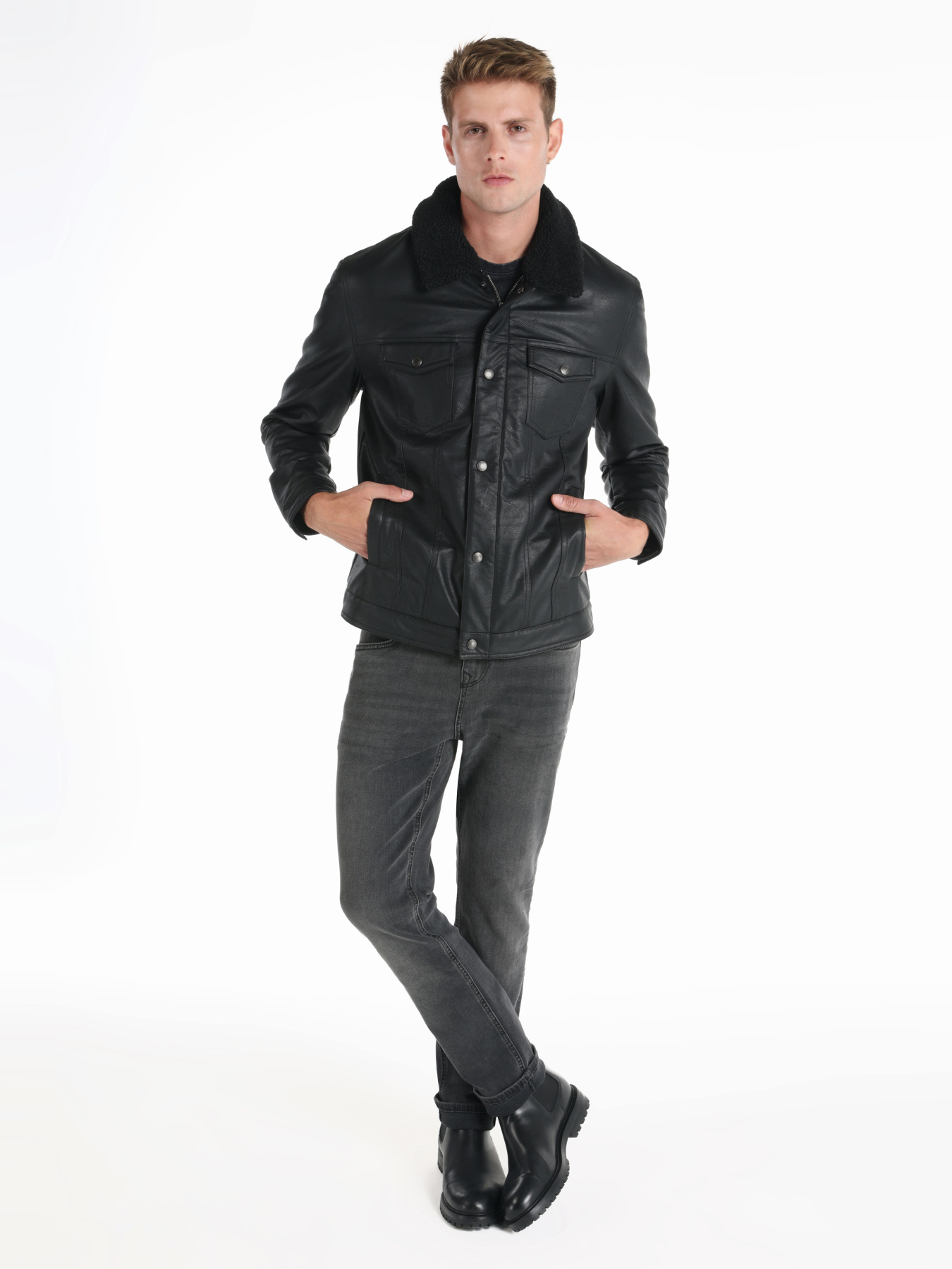 Куртки и дубленки Colin’s модель CL1065805_Q1.V1_BLK Фото