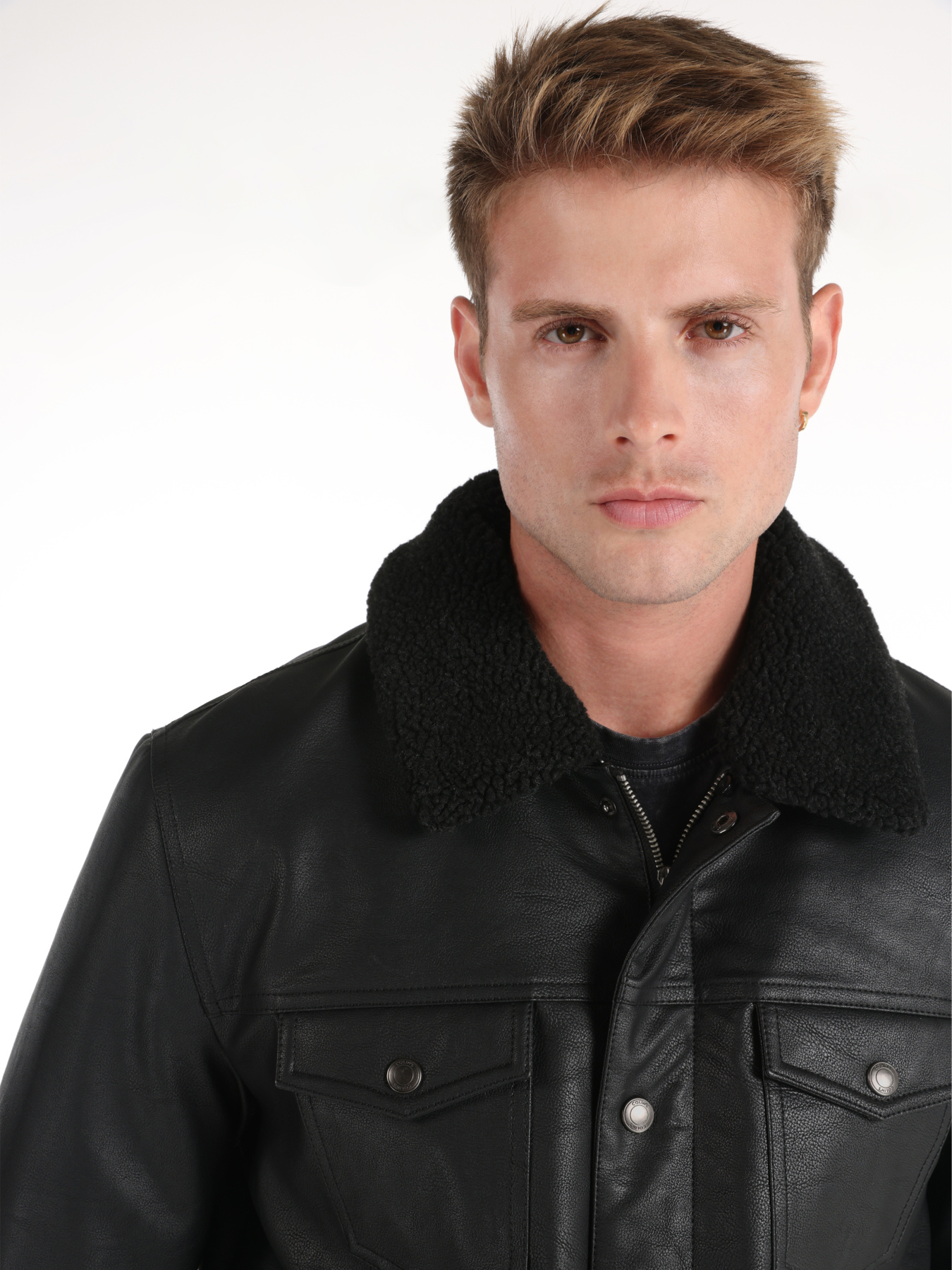 Куртки и дубленки Colin’s модель CL1065805_Q1.V1_BLK Фото