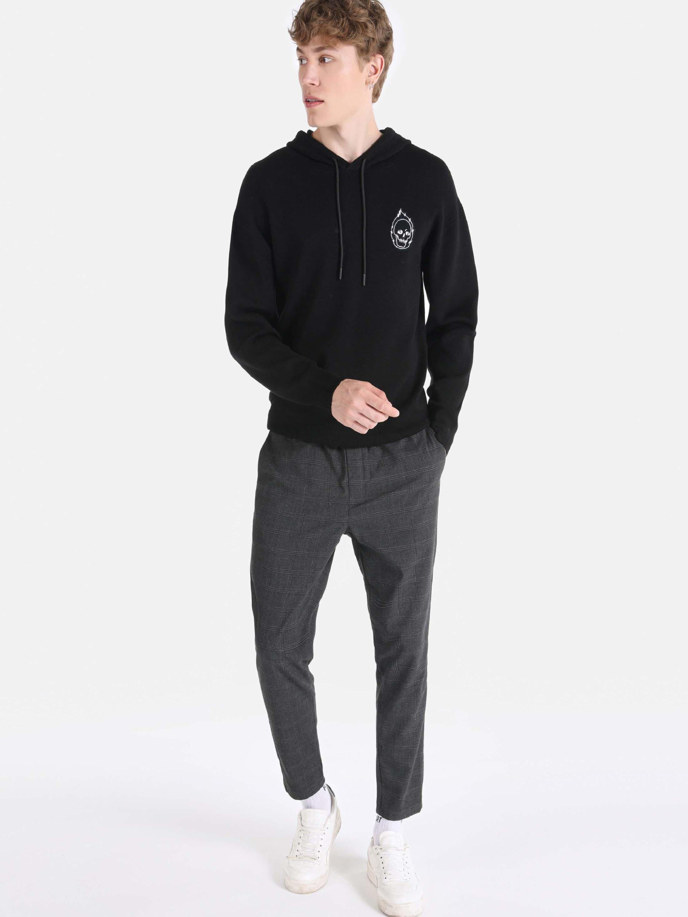 Худи и свитшоты Colin’s модель CL1065585_Q1.V1_BLK Фото