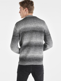 Худи и свитшоты Colin’s модель CL1065733_Q1.V1_GRA Худи и свитшоты Colin’s модель CL1065733_Q1.V1_GRA Фото