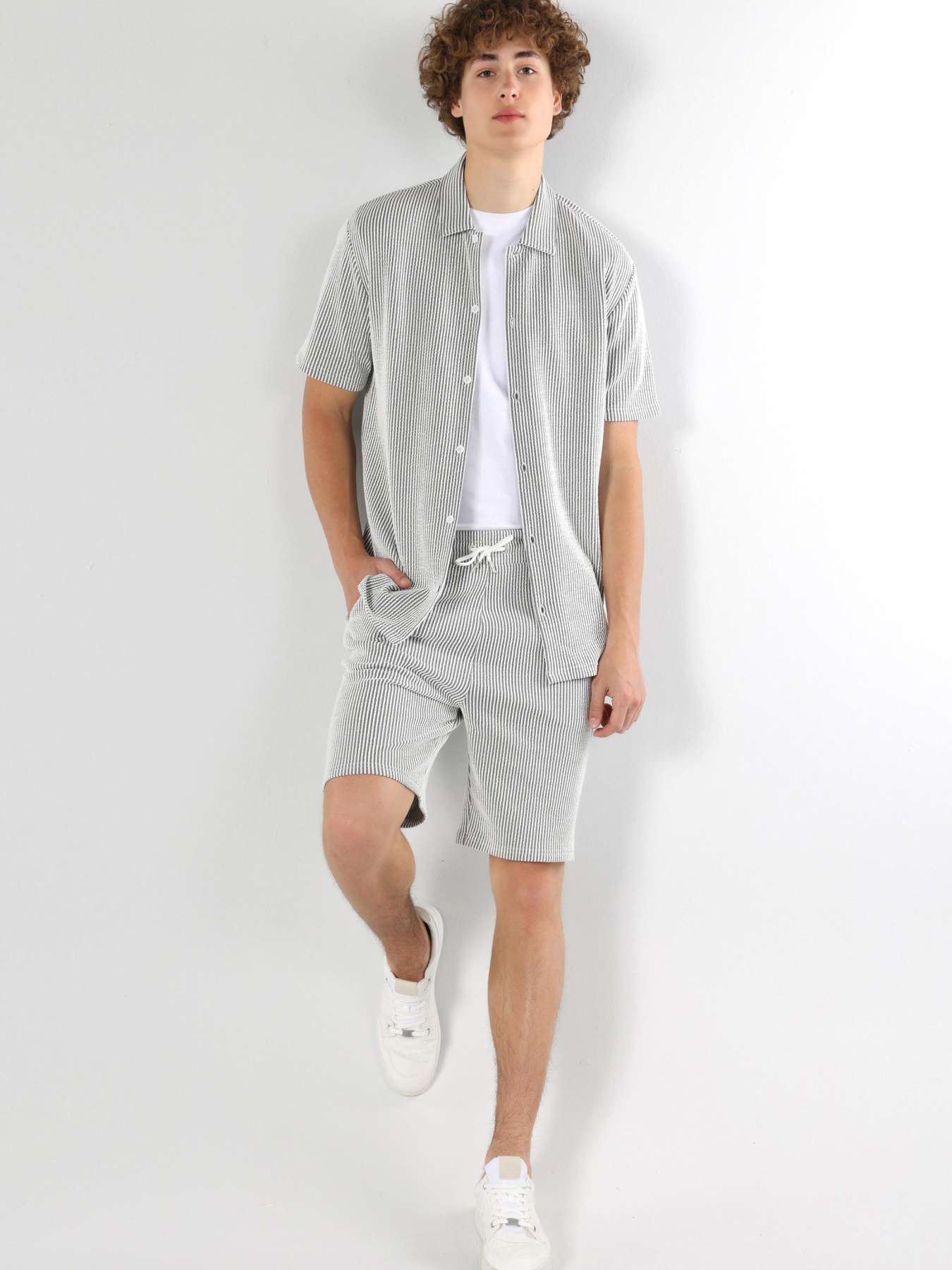 Шорти Colin’s модель CL1062788_Q1.V1_GRA Фото