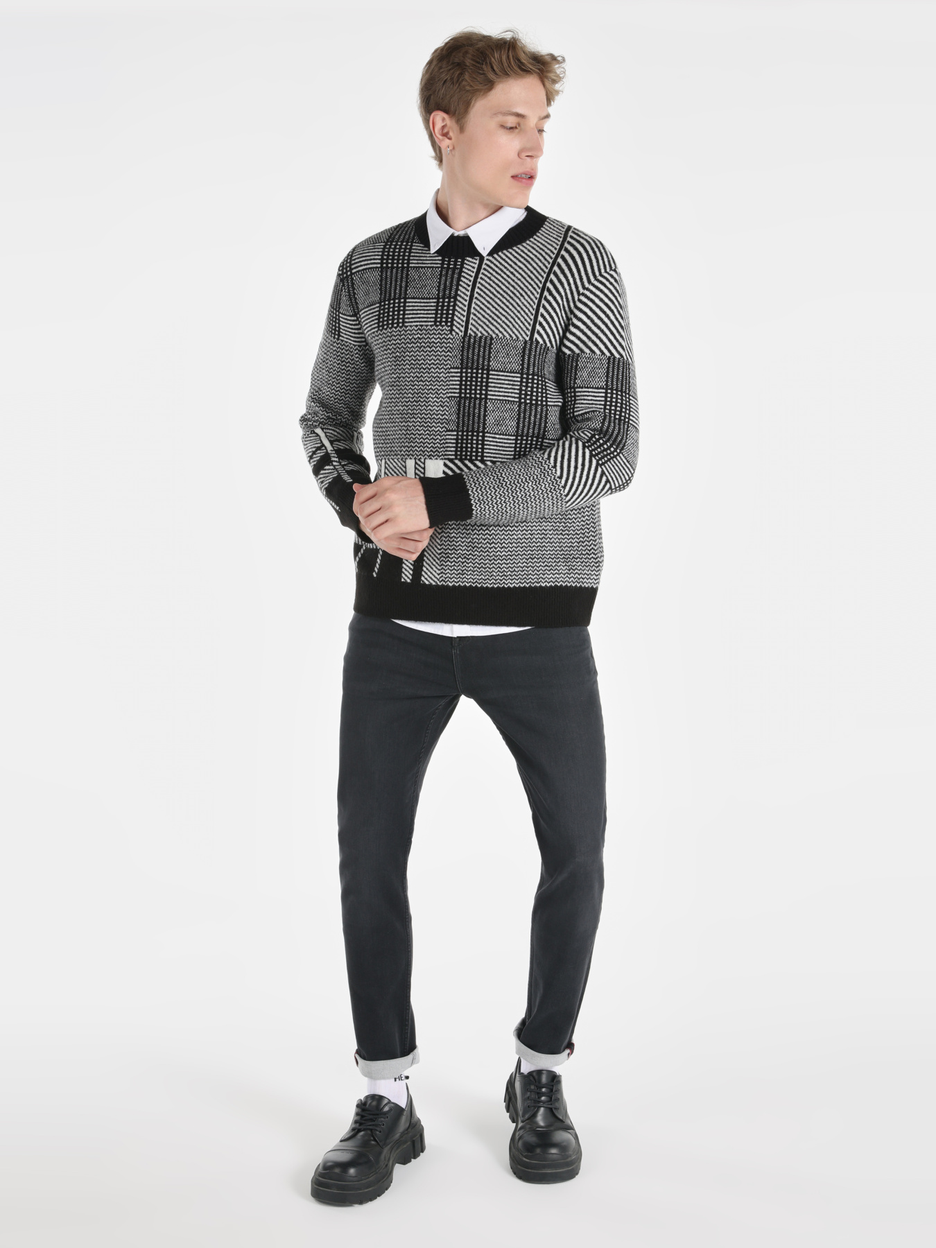 Худи и свитшоты Colin’s модель CL1065744_Q1.V1_BLK Фото