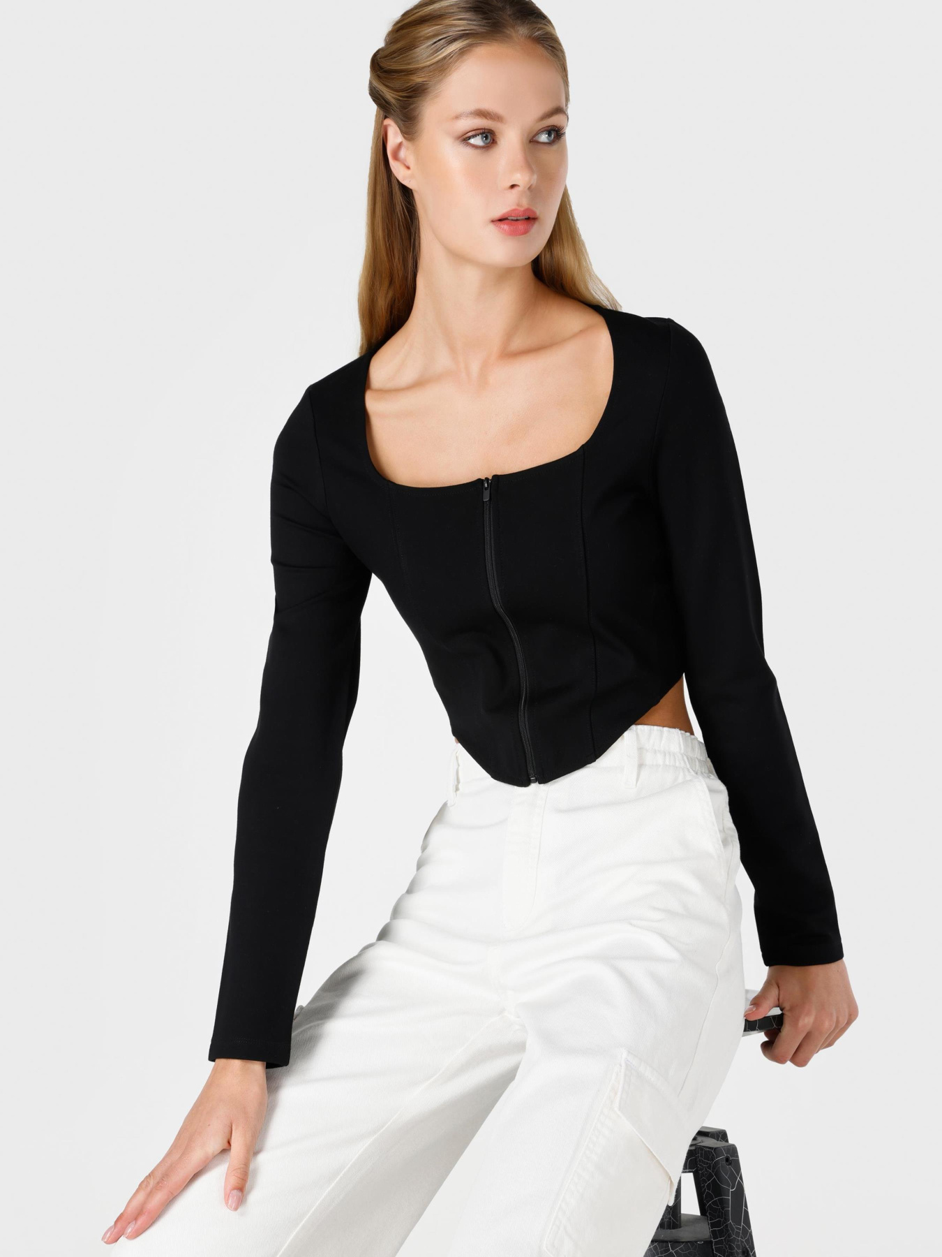 Худи и свитшоты Colin’s модель CL1065169_Q1.V1_BLK Фото