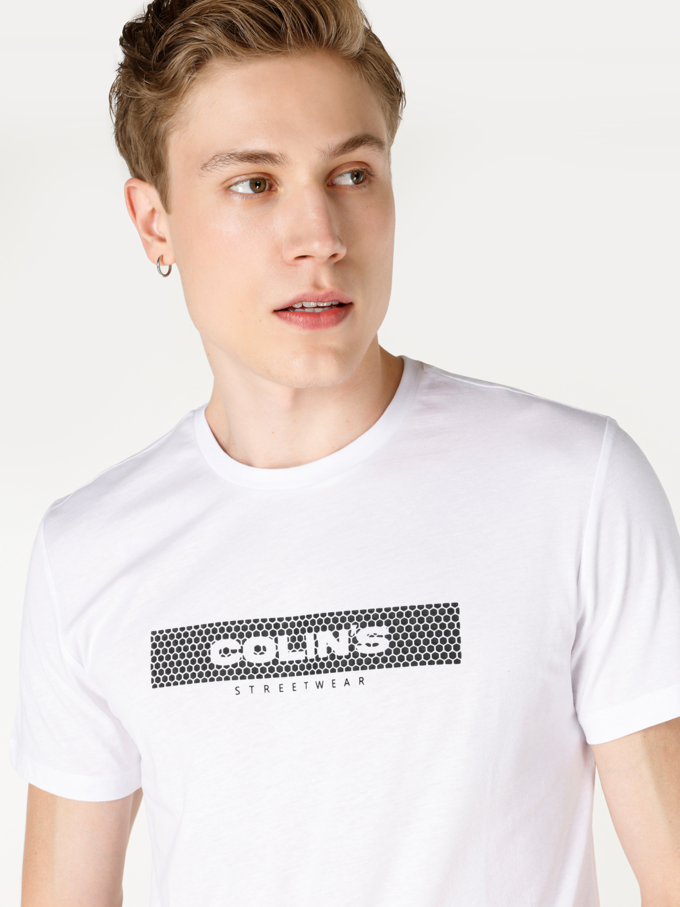 Футболки и поло Colin’s модель CL1066622_Q1.V1_WHT Фото