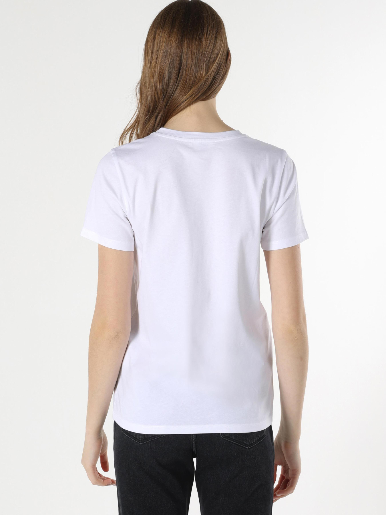 Футболки и поло Colin’s модель CL1063315_Q1.V1_WHT Фото