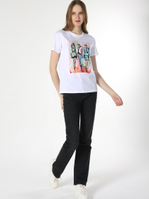 Футболки и поло Colin’s модель CL1063315_Q1.V1_WHT Футболки и поло Colin’s модель CL1063315_Q1.V1_WHT Фото