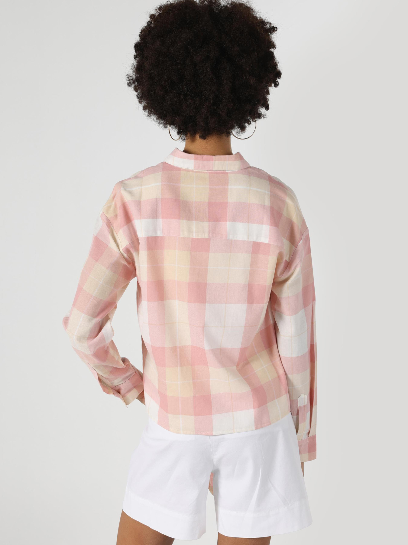 Рубашки Colin’s модель CL1063375_Q1.V1_PPO Фото