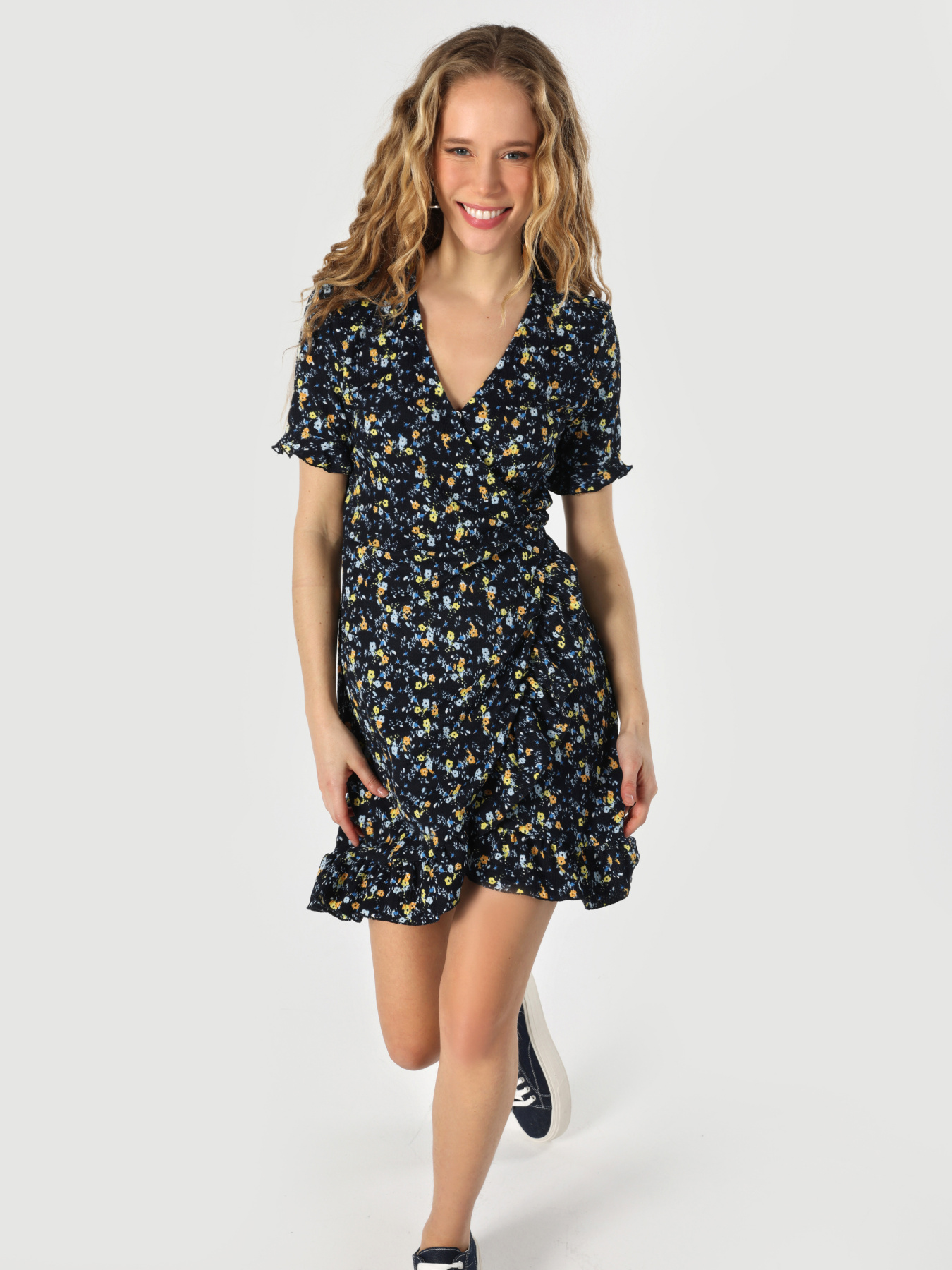 Платья Colin’s модель CL1062595_Q1.V1_MTC Фото