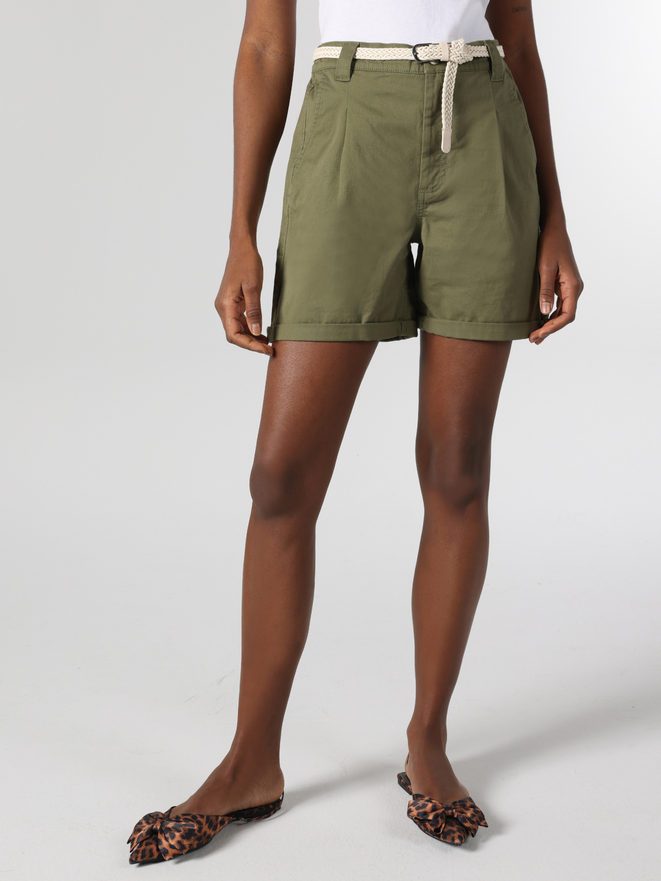 Шорти Colin’s модель CL1063901_Q1.V1_KHA Фото