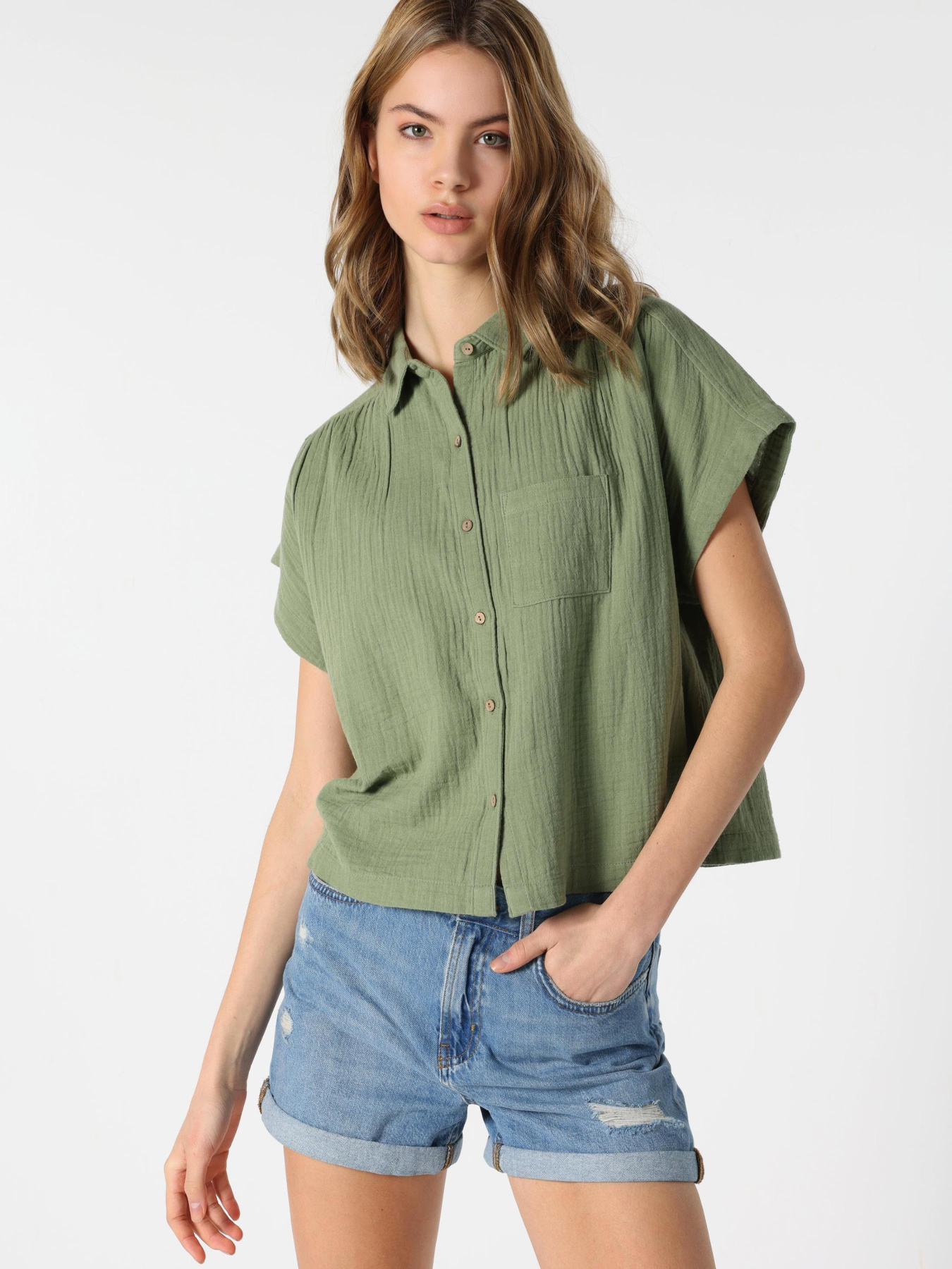 Сорочки Colin’s модель CL1063175_Q1.V1_OLV Фото