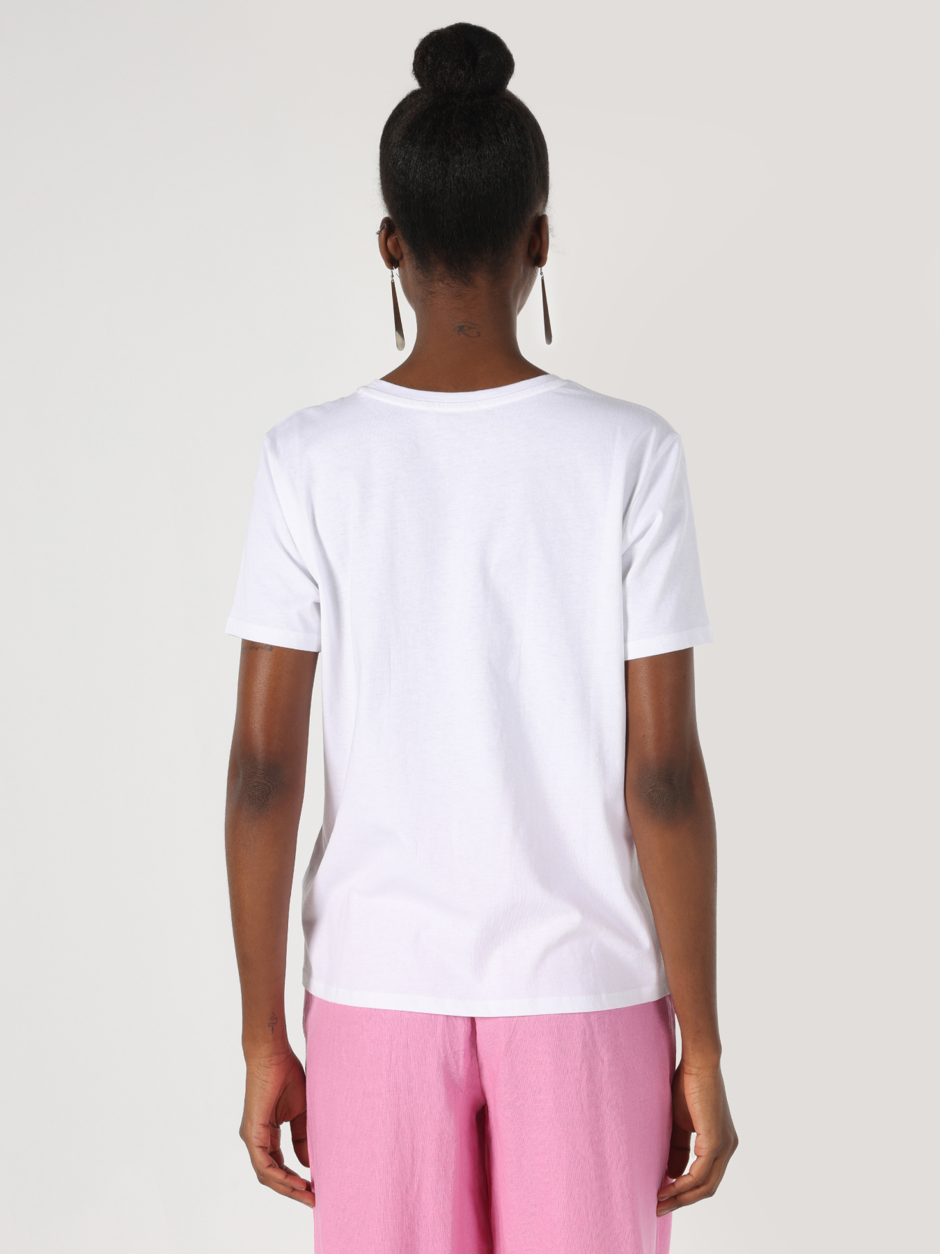 Футболки и поло Colin’s модель CL1063828_Q1.V1_WHT Фото