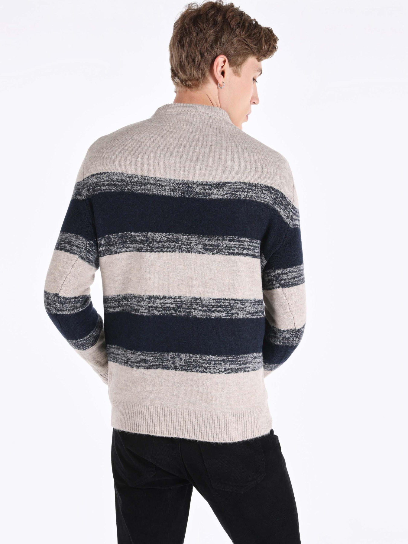 Кофты и свитера Colin’s модель CL1065734_Q1.V1_BEI Фото