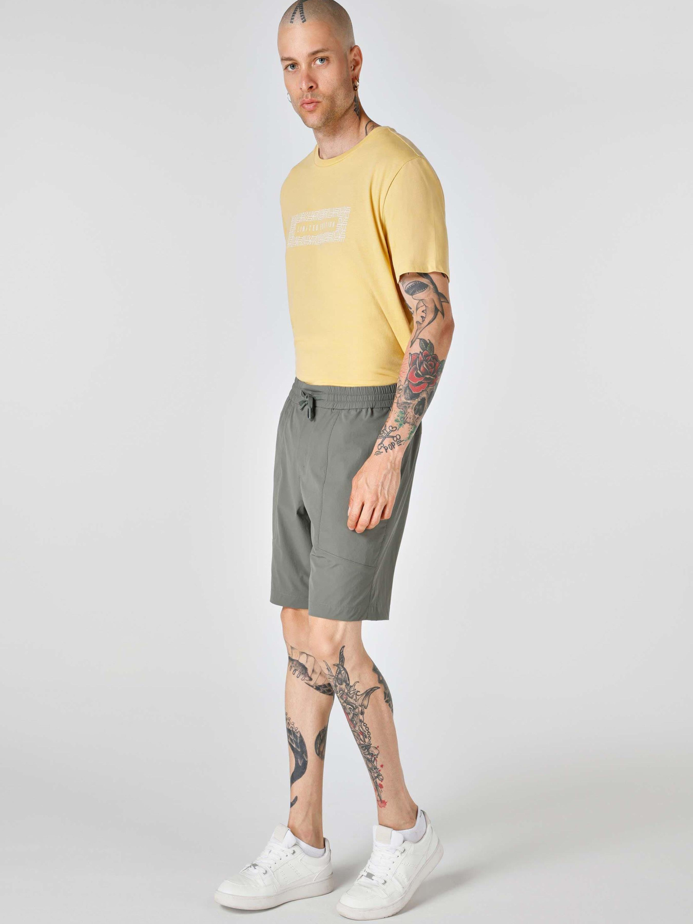 Шорти Colin’s модель CL1064184_Q1.V1_KHA Фото