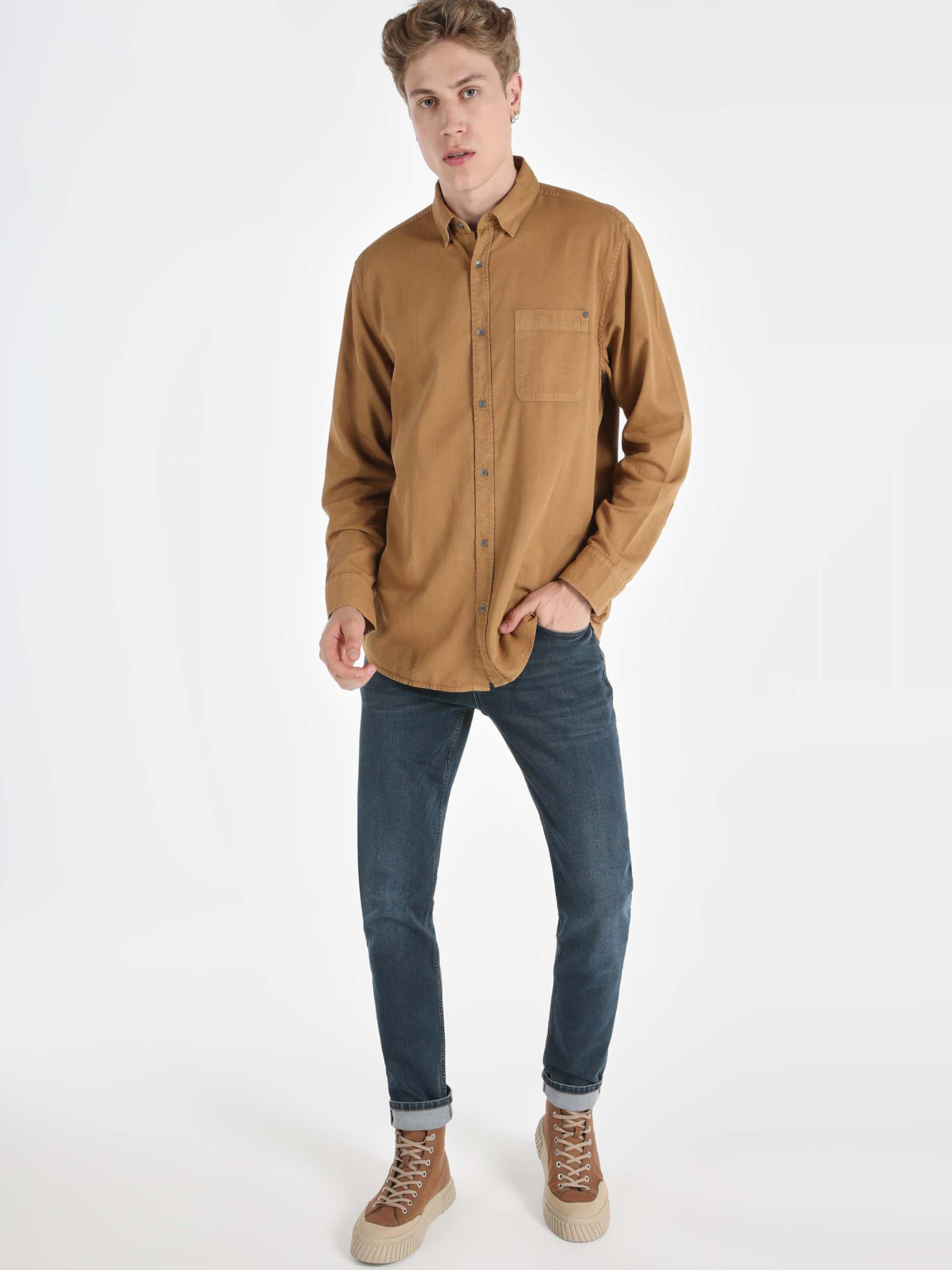 Рубашки Colin’s модель CL1064676_Q1.V1_CRM Фото