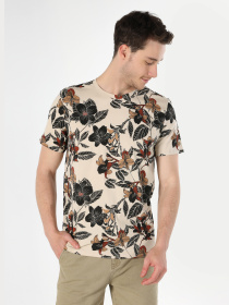 Футболки и поло Colin’s модель CL1064112_Q1.V1_BEI Футболки и поло Colin’s модель CL1064112_Q1.V1_BEI Фото