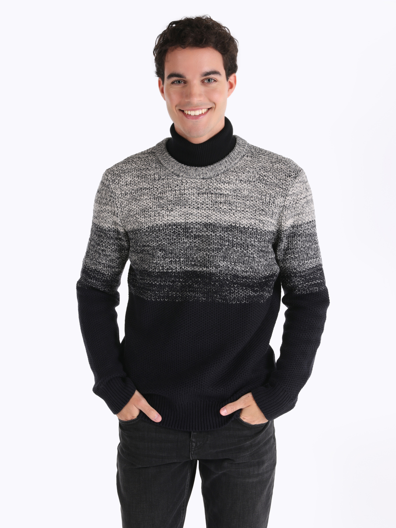 Худи и свитшоты Colin’s модель CL1066045_Q1.V1_NAV Фото