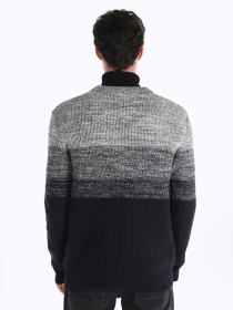 Худи и свитшоты Colin’s модель CL1066045_Q1.V1_NAV Худи и свитшоты Colin’s модель CL1066045_Q1.V1_NAV Фото