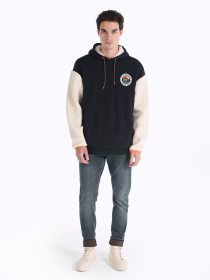 Худи и свитшоты Colin’s модель CL1066050_Q1.V1_NAV Фото