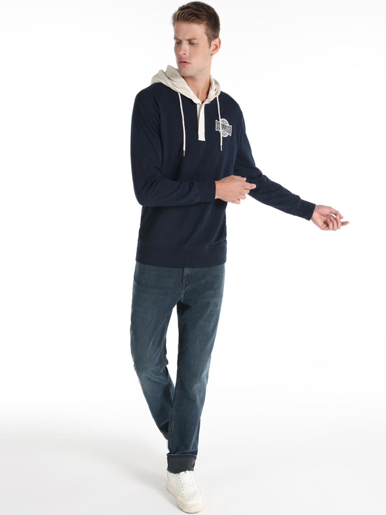 Худи и свитшоты Colin’s модель CL1064581_Q1.V1_NAV Фото