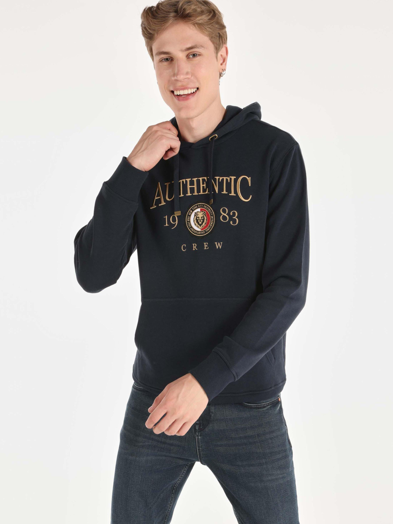 Худи и свитшоты Colin’s модель CL1064787_Q1.V1_NAV Фото