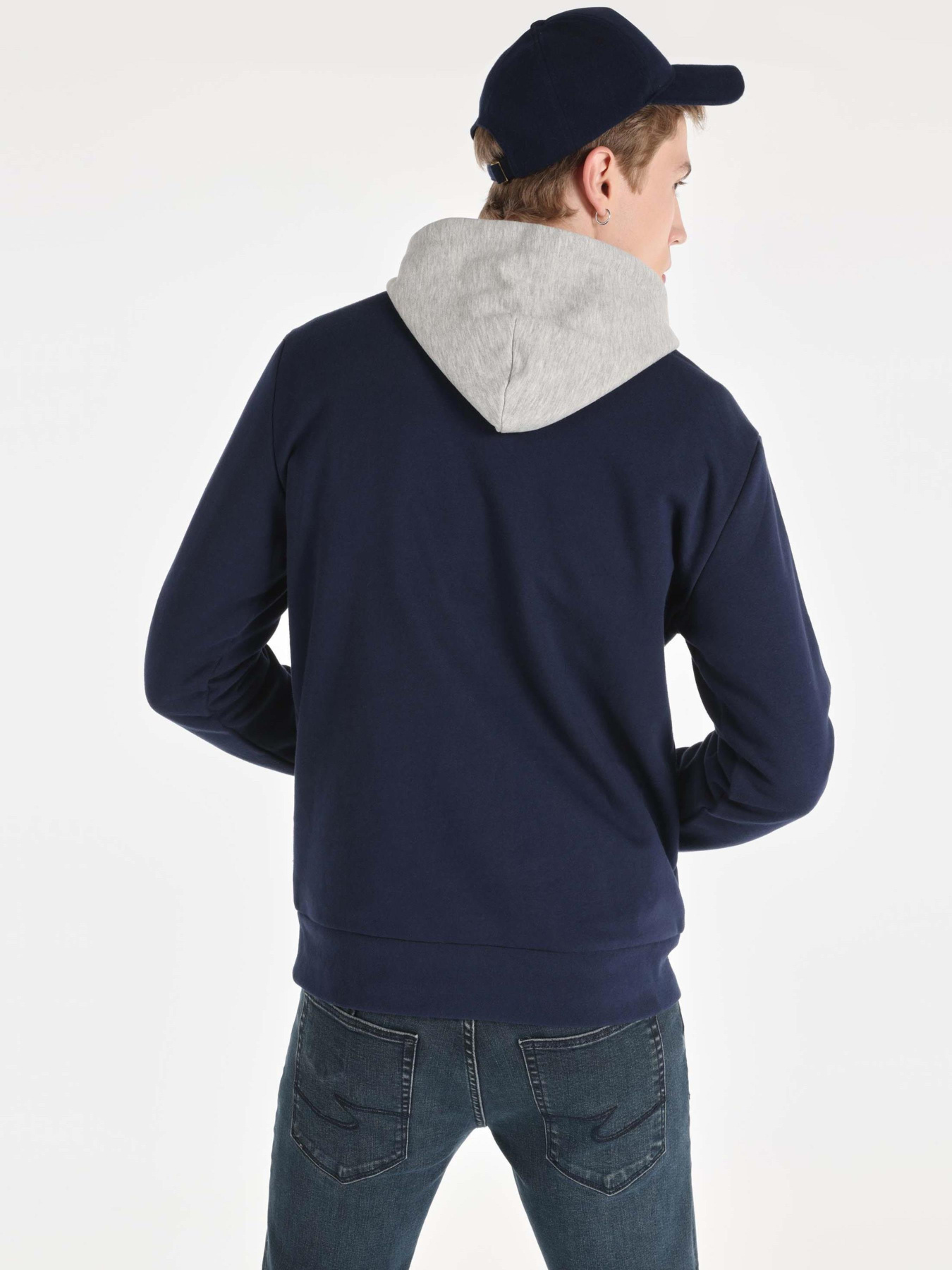 Кофты и свитера Colin’s модель CL1064580_Q1.V1_NAV Фото