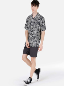 Шорти Colin’s модель CL1067568_Q1.V1_ANT Шорти Colin’s модель CL1067568_Q1.V1_ANT Фото